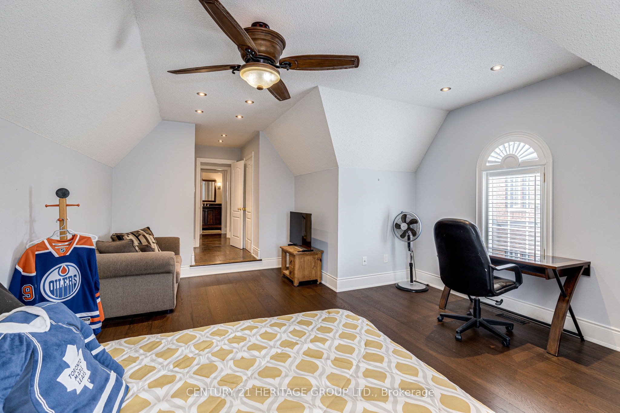 673 Chaleur Place