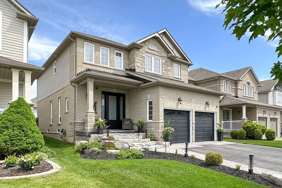 157 Dadson Drive, Clarington, ON L1C 5M7