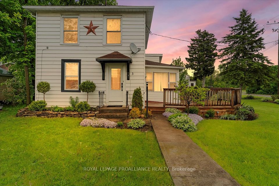 3 Colborne Street, Tweed, ON K0K 3J0