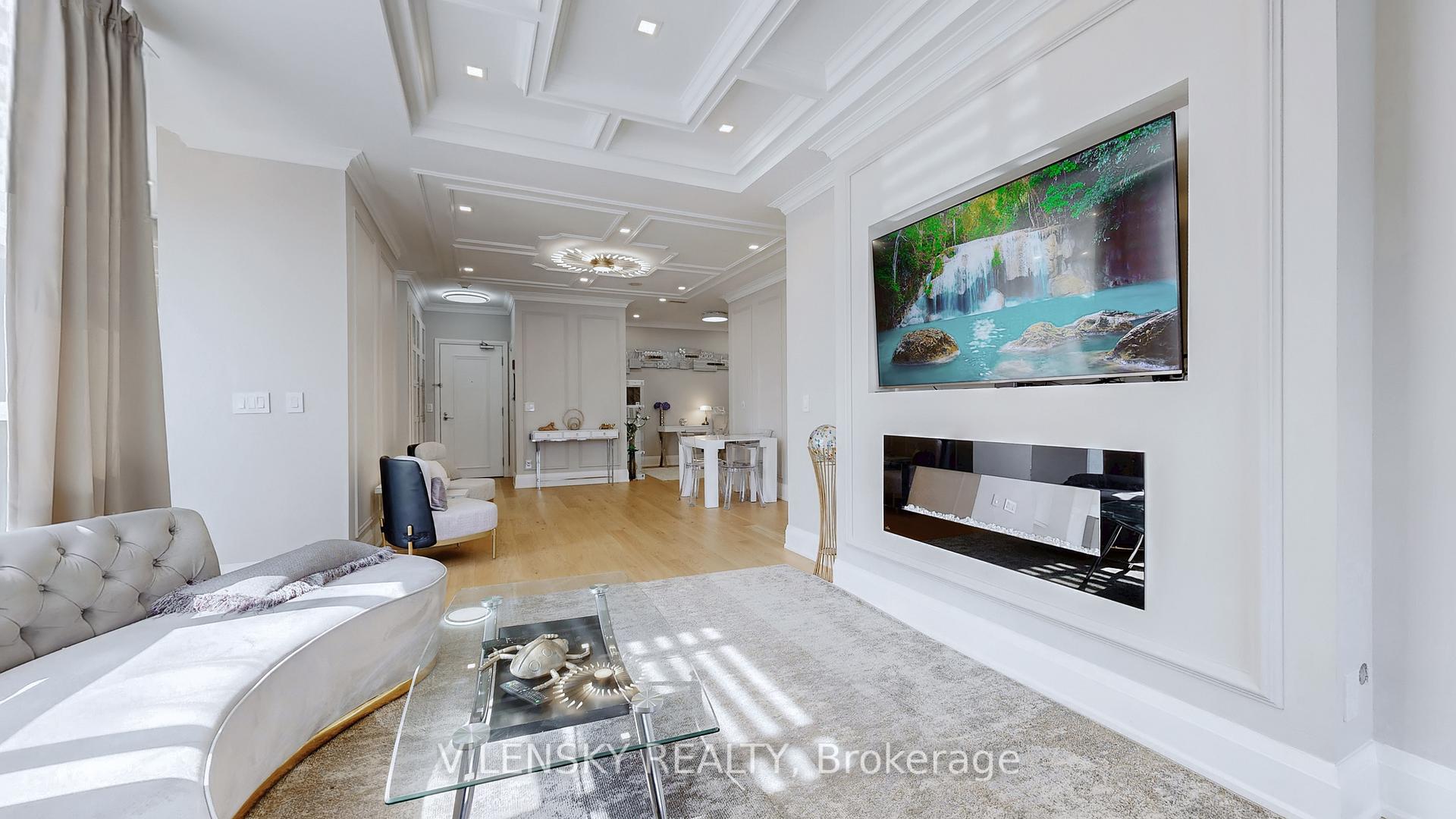 3 Bedrooms Condo at 20 North Park, Vaughan For sale