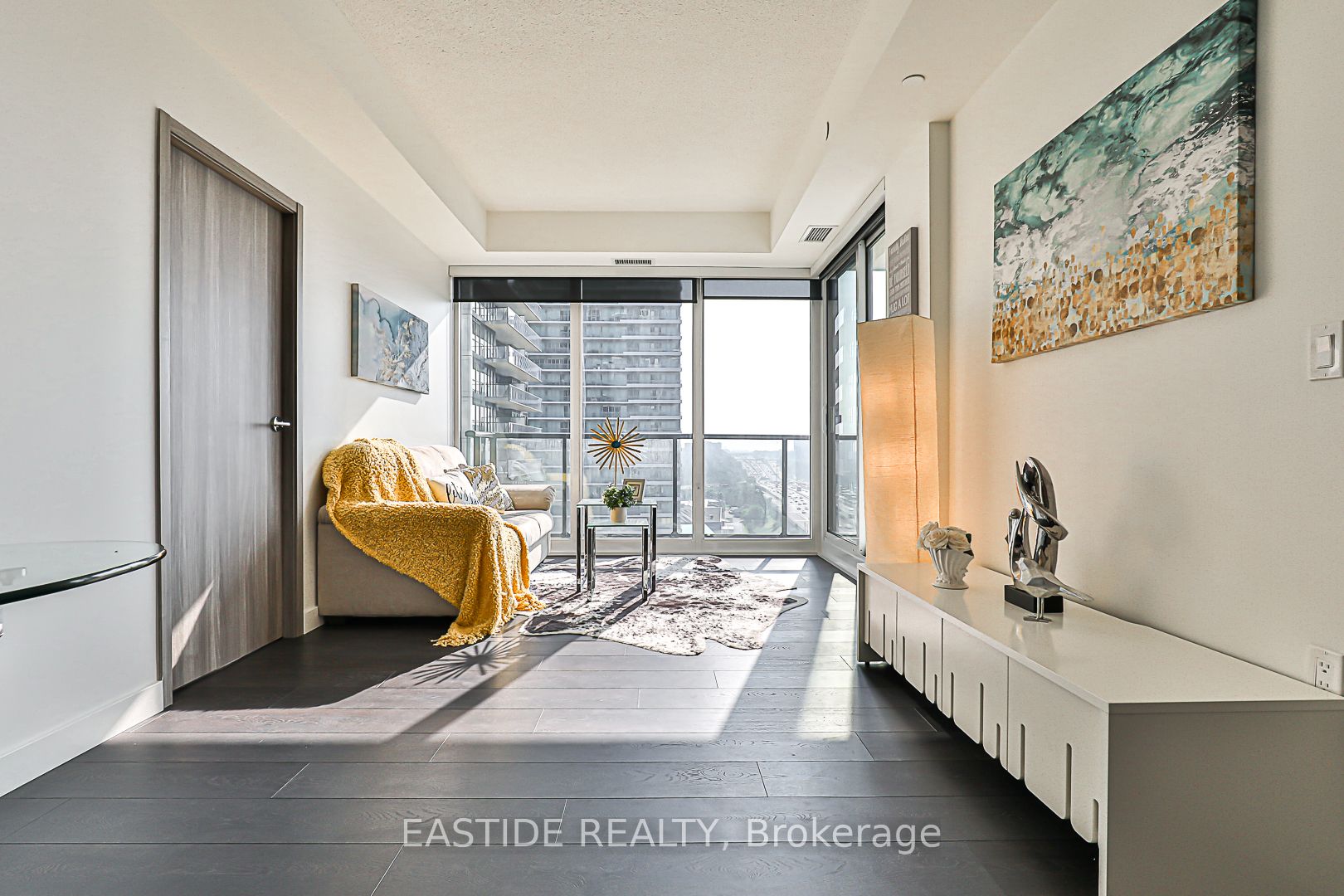 85 Mcmahon Drive, #1102