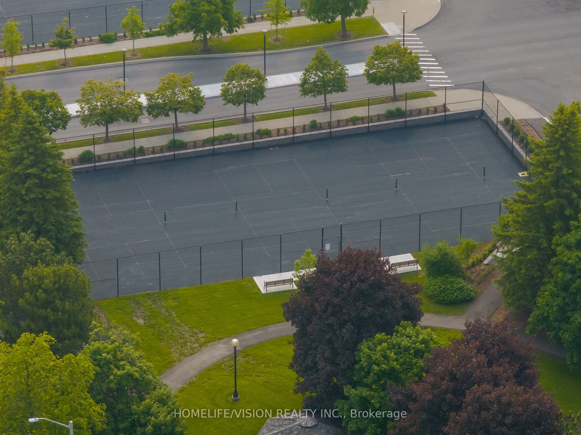 7 Townsgate Drive, #413