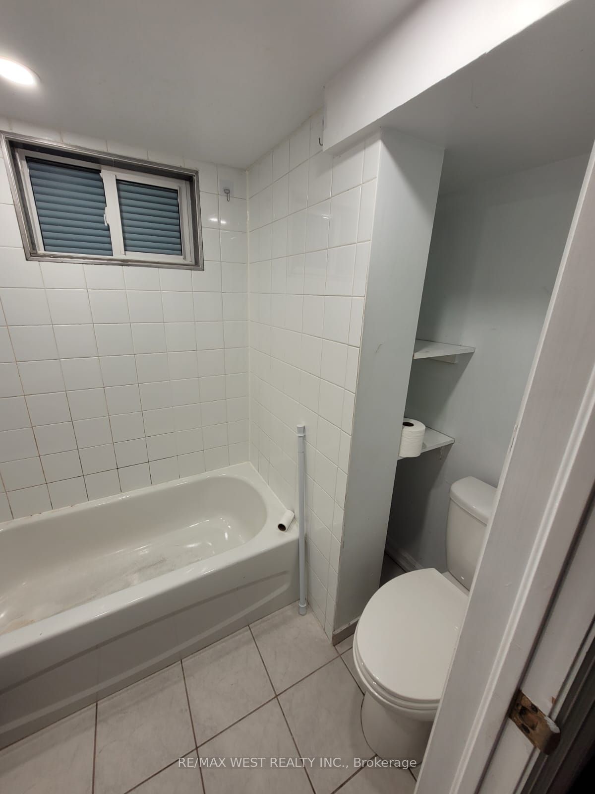 61 Whitley Avenue, Toronto W05 Downsview-Roding-CFB