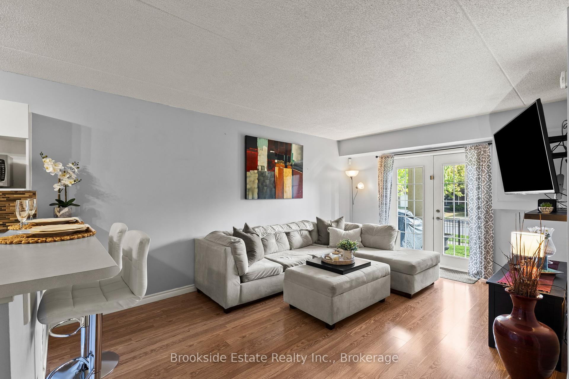 1 Bedroom Condo at 1431 Walkers, Burlington For sale