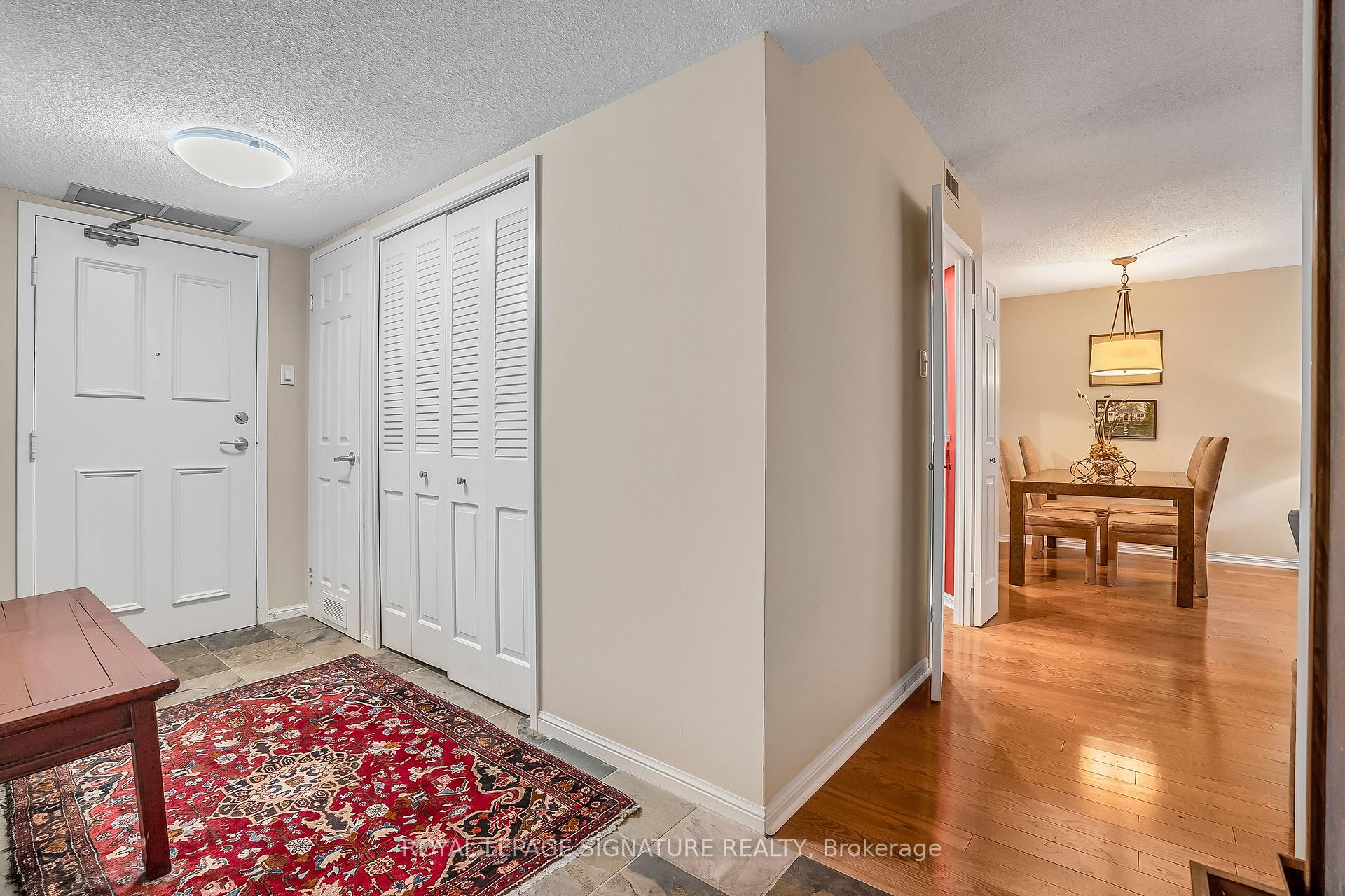 2 Bedrooms Condo at 245 The Donway, Toronto For sale
