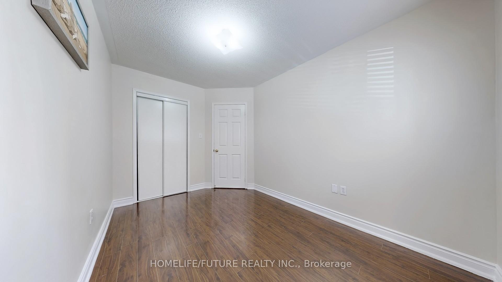 3 Bedrooms Condo at 435 Middlefield, Toronto For sale