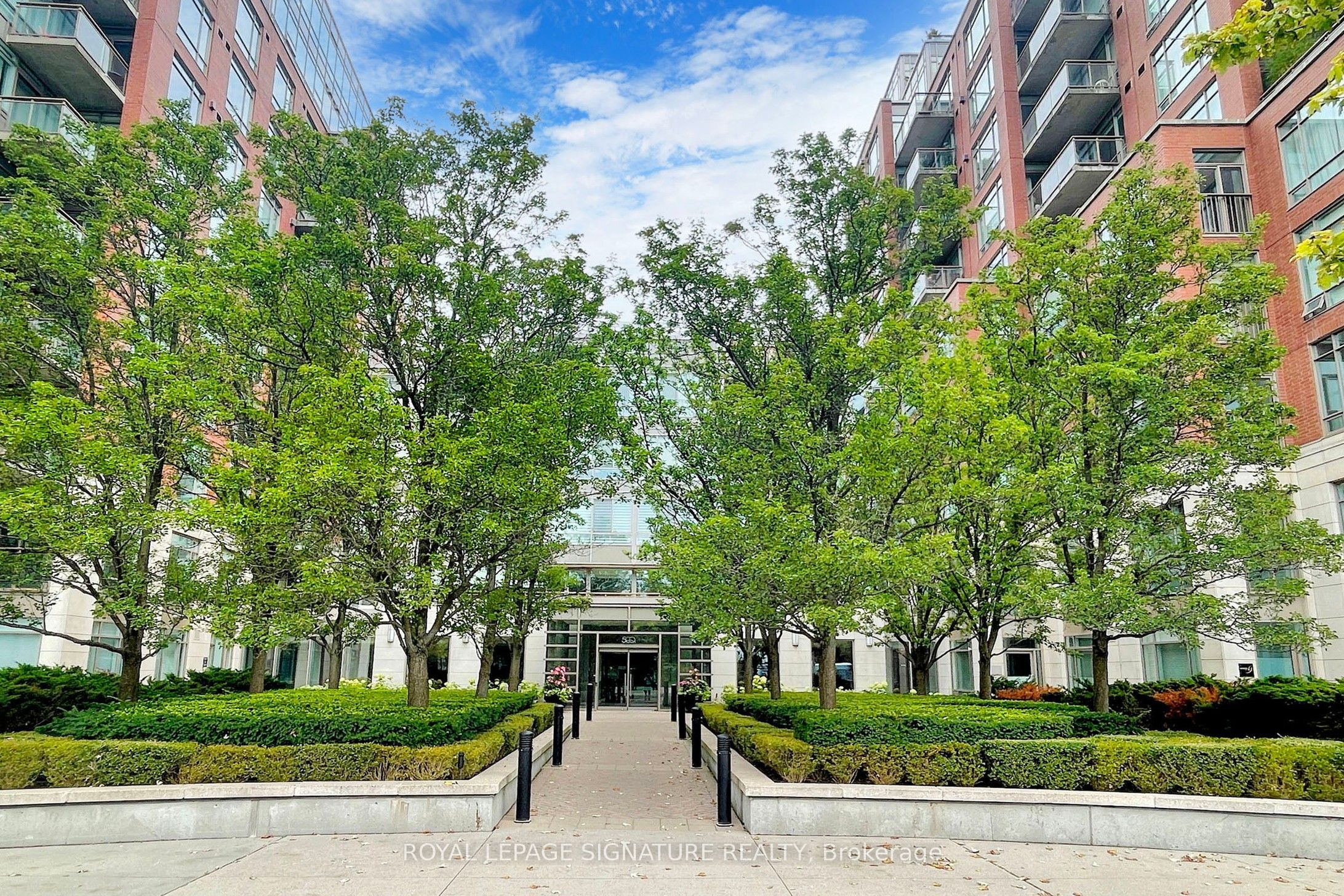 500 Queens Quay W, #102E Upper