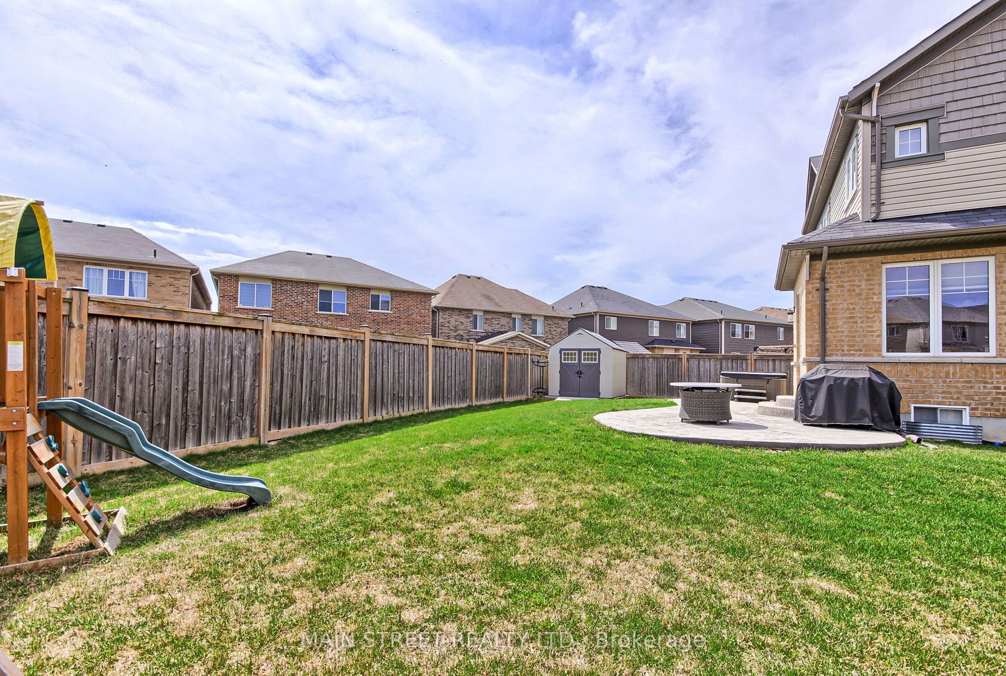 161 Blackwell Crescent