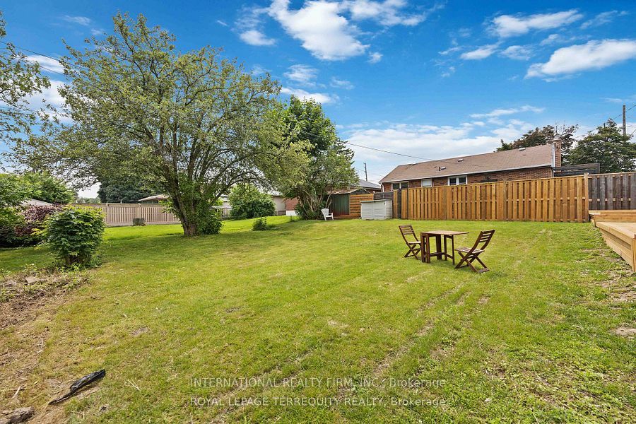 575 Stevenson Road N, Oshawa McLaughlin