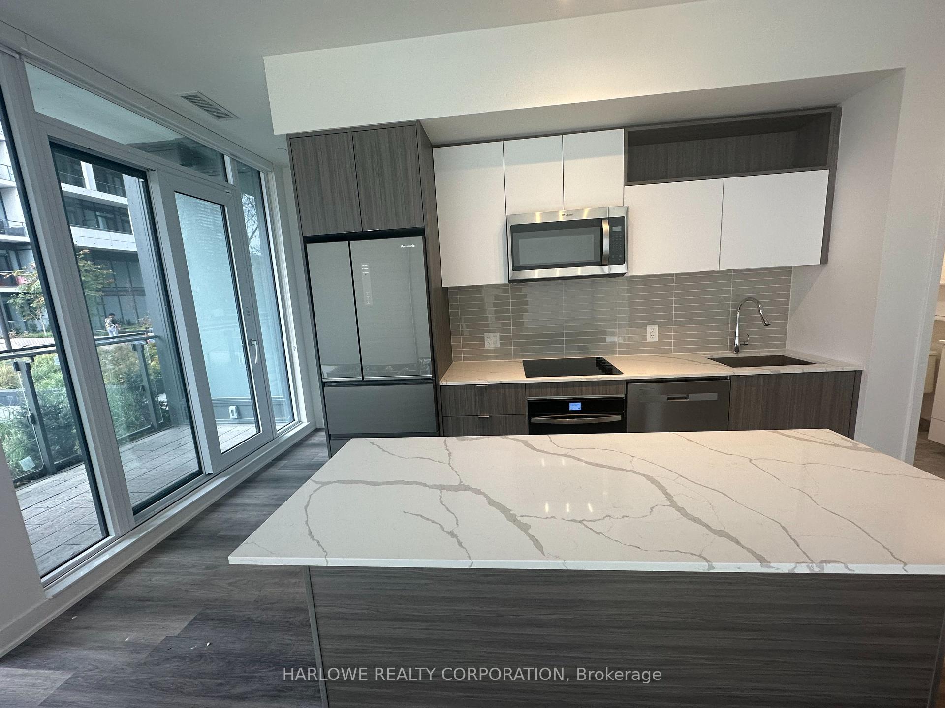 5 Bedrooms Condo at 60 Princess,  Toronto For sale