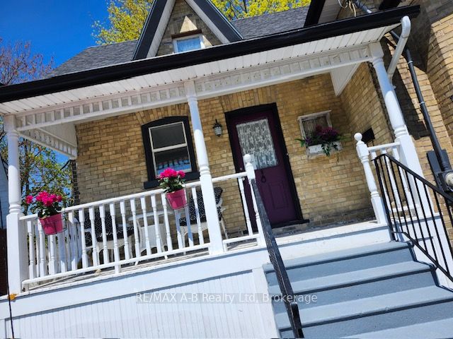 246 Wellington Street, Stratford, ON N5A 2L6