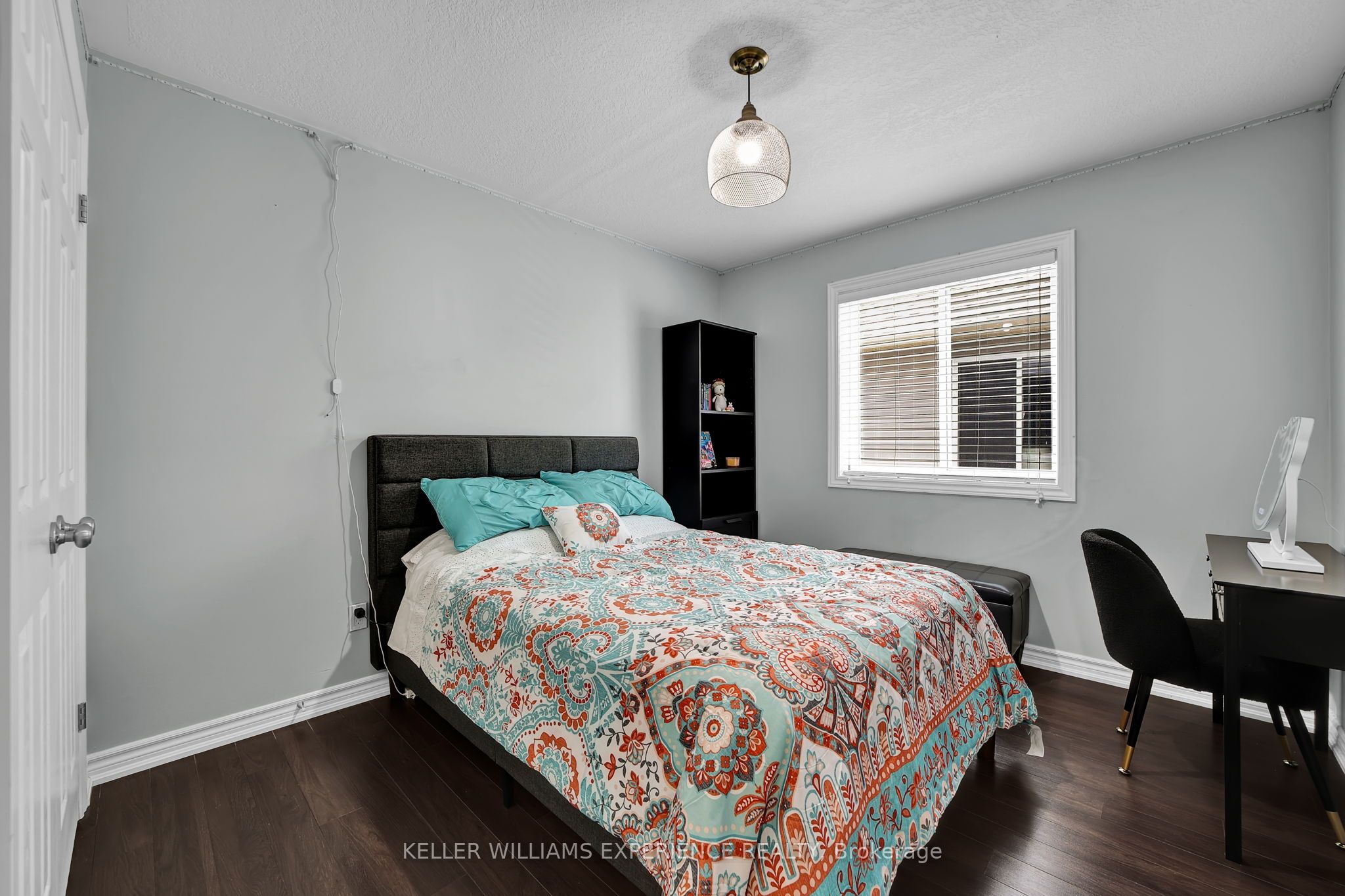 13 KAYLA Crescent