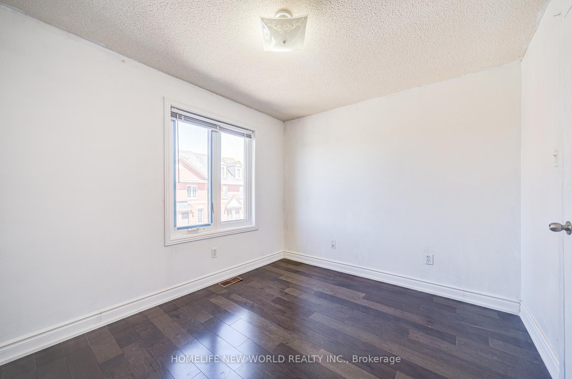 3 Bedrooms Condo at 3895 Doug Leavens, Mississauga For sale