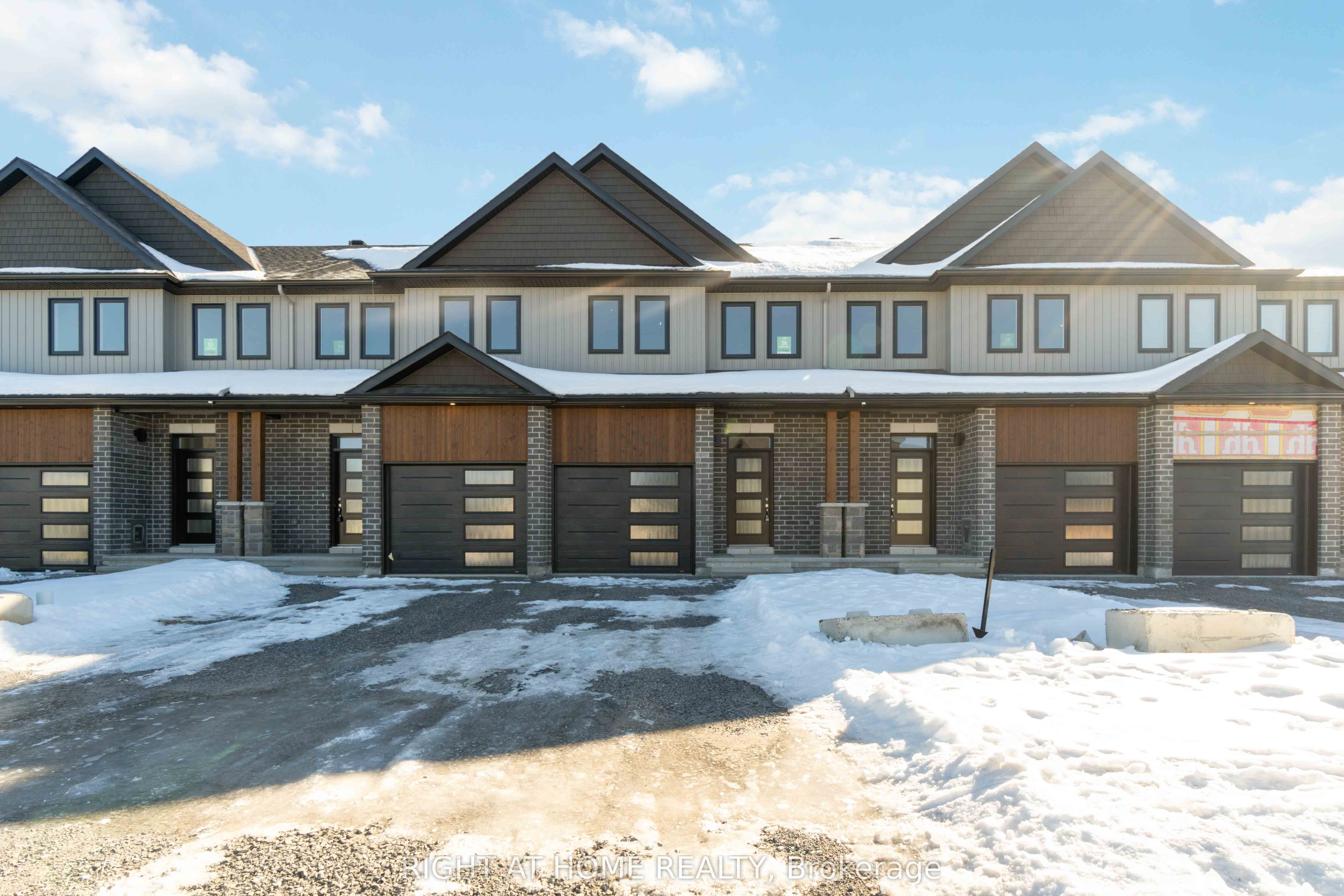 56 GRIFFITH Way, Carleton Place, ON K7C 0S4