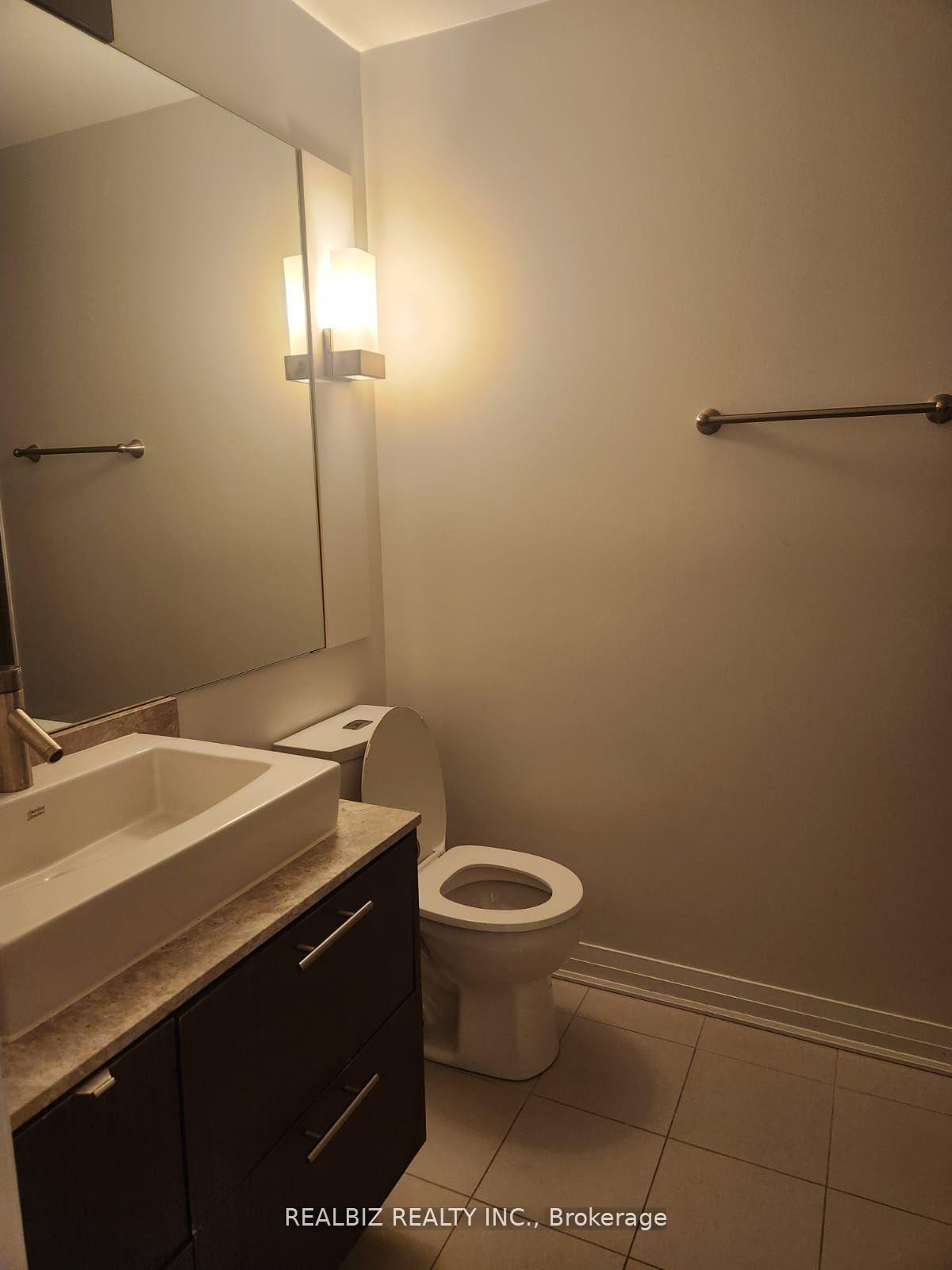 Condo at 8 Mercer, Toronto For sale
