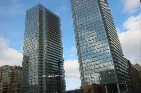 38 Grenville