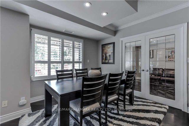 3 Bedrooms Condo at 121 Woodbridge, Vaughan For sale