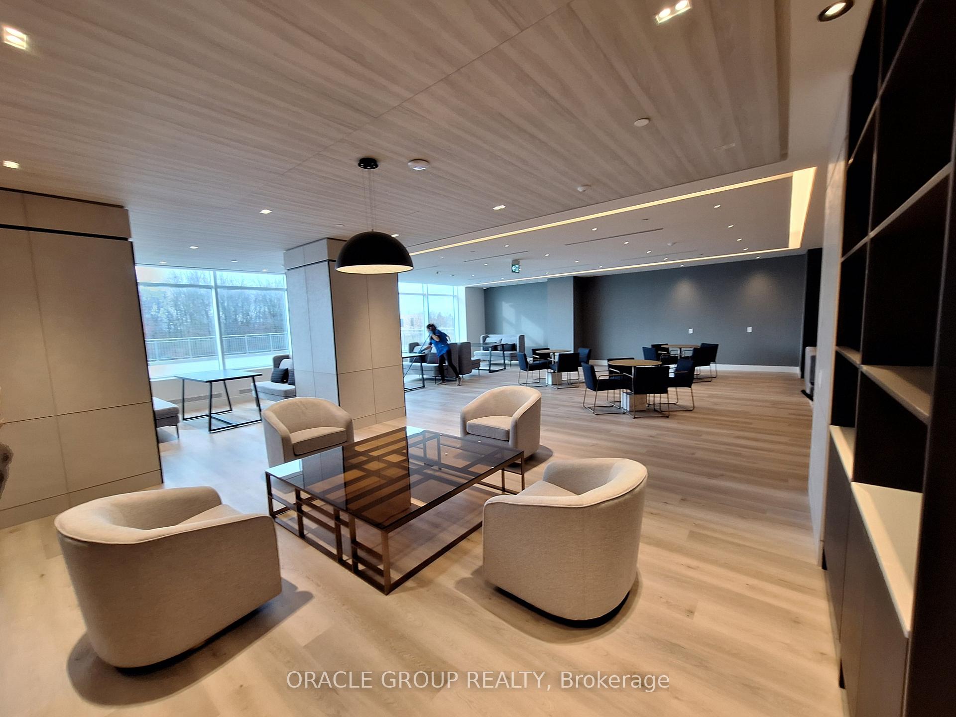 1 Bedroom Condo at 30 Upper Mall,  Vaughan For sale