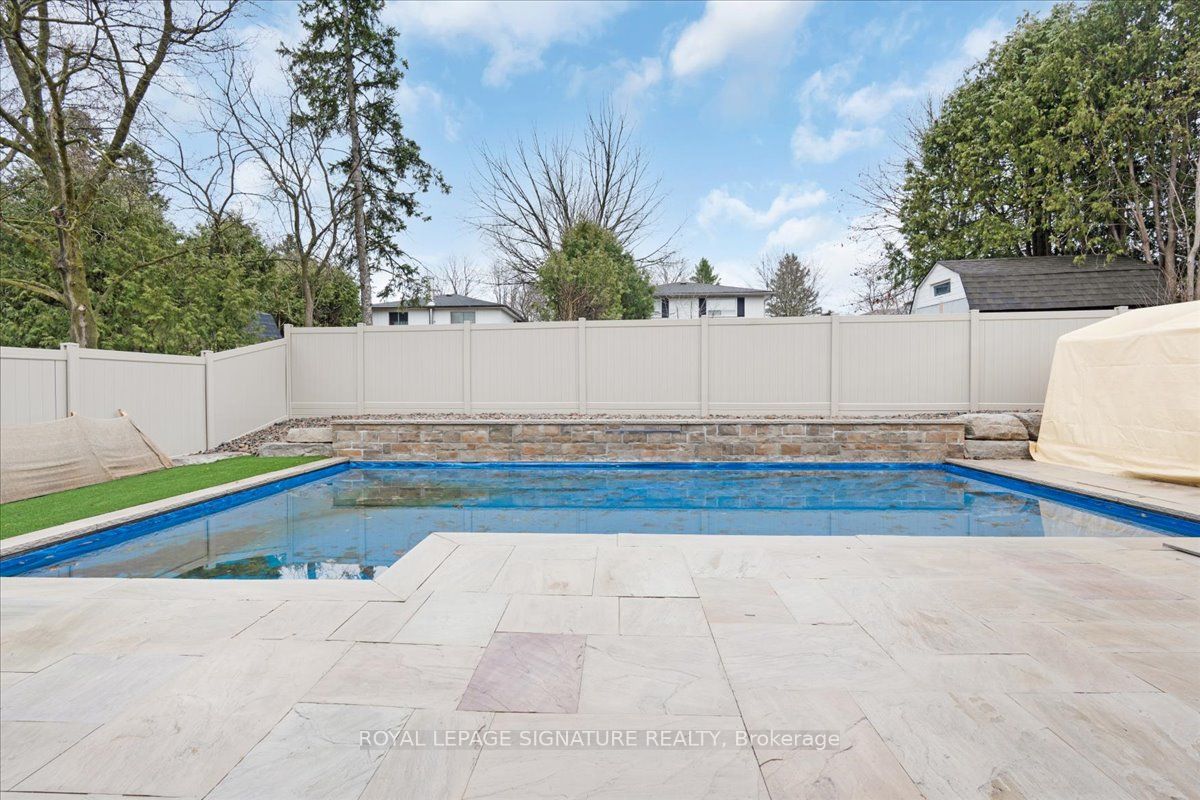 113 Orchard Heights Boulevard, Aurora, ON L4G 2Z8
