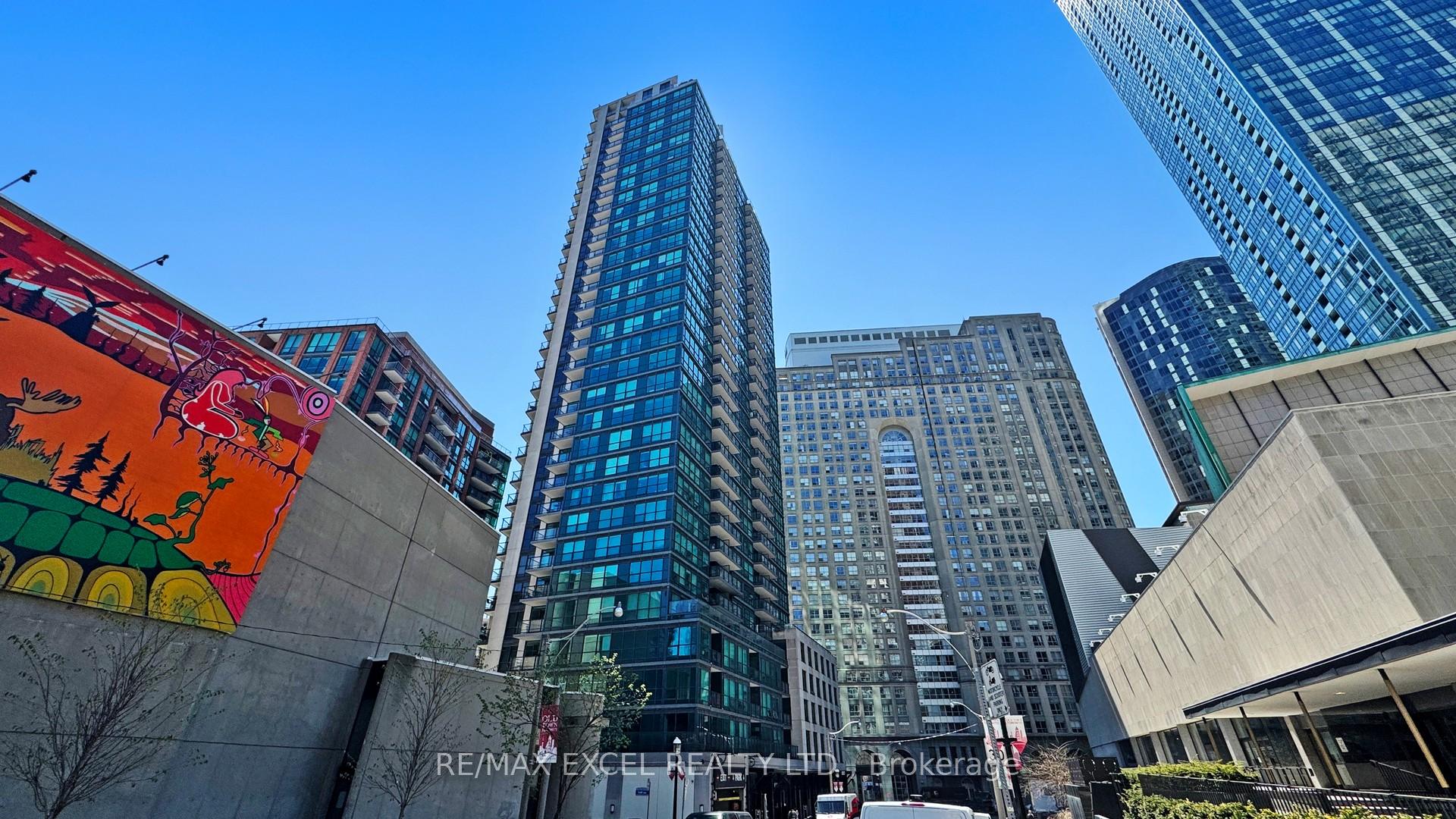 2 Bedrooms Condo at 1 Scott, Toronto For sale