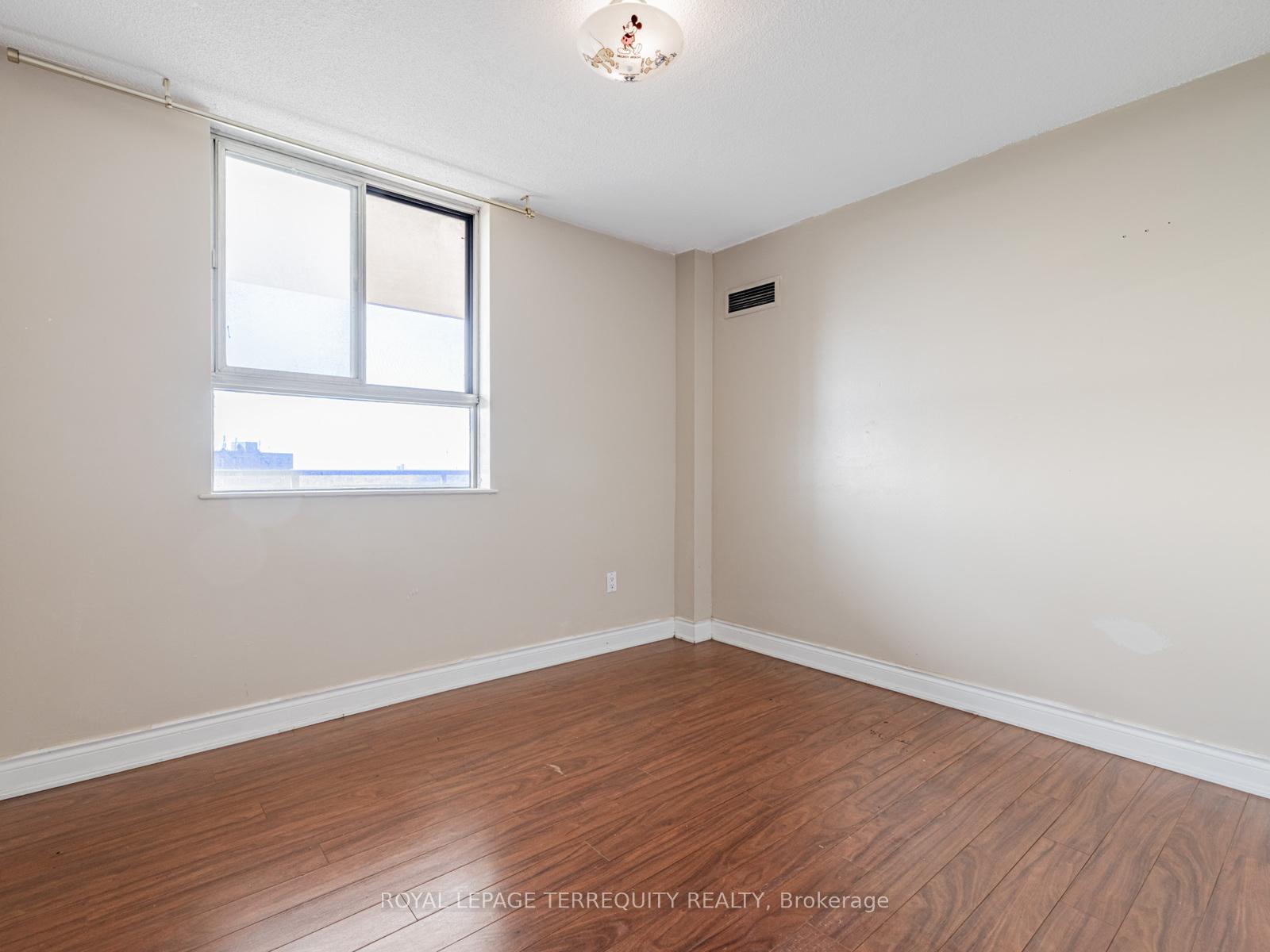 3 Bedrooms Condo at 234 Albion, Toronto For sale