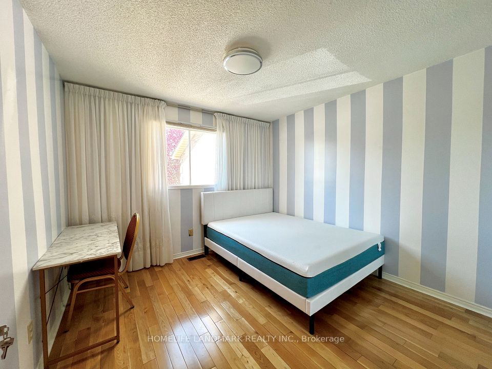 654 DINSMORE