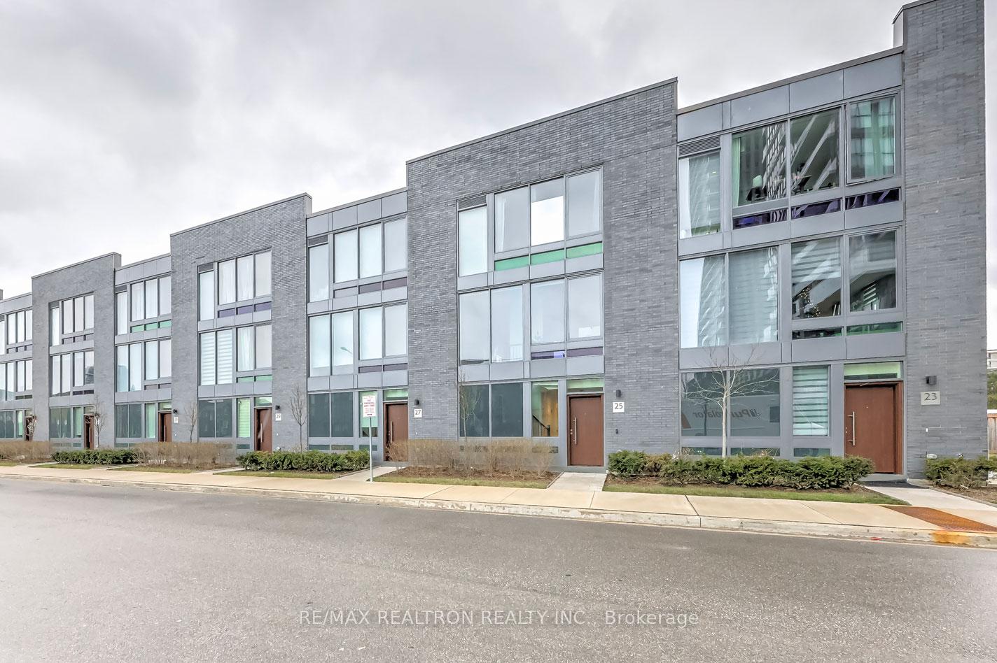 3 Bedrooms Condo at 25 Sonic, Toronto For sale