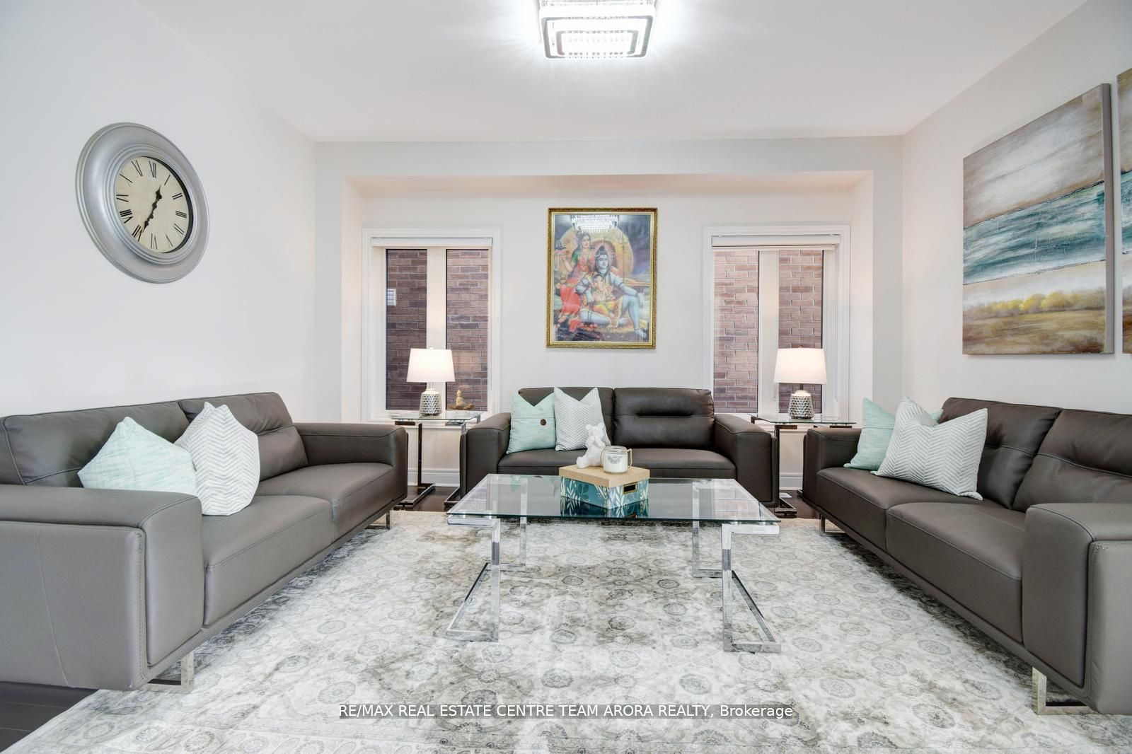 38 Rosewell Crescent