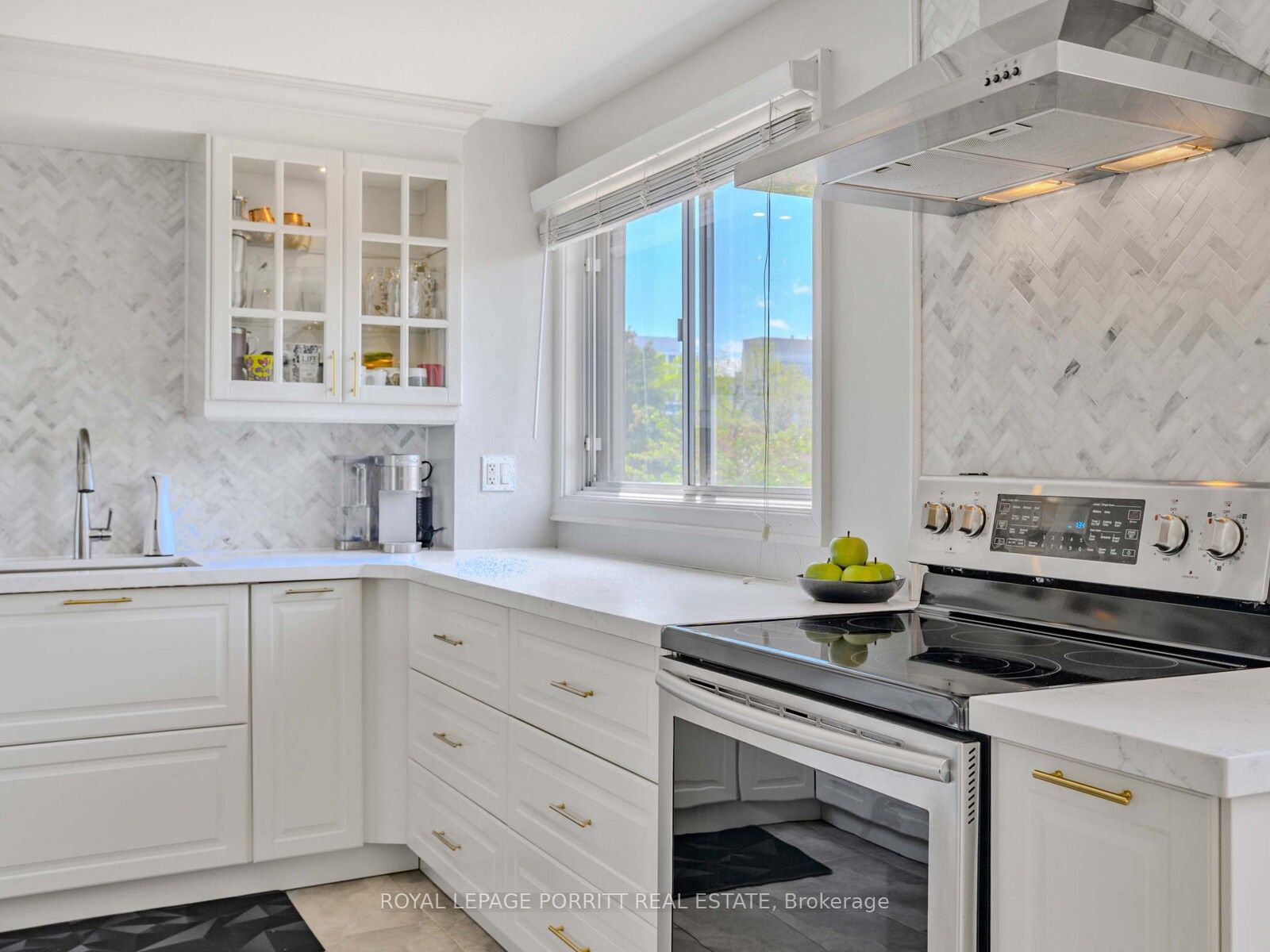 4 Bradbrook Road, #6