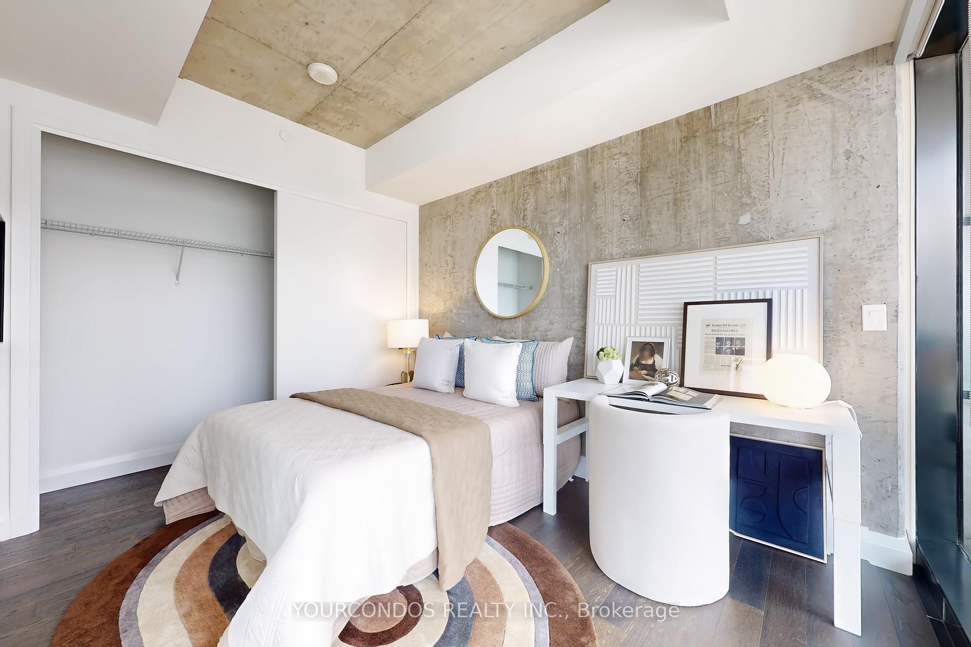 2 Bedrooms Condo at 224 King, Toronto For sale