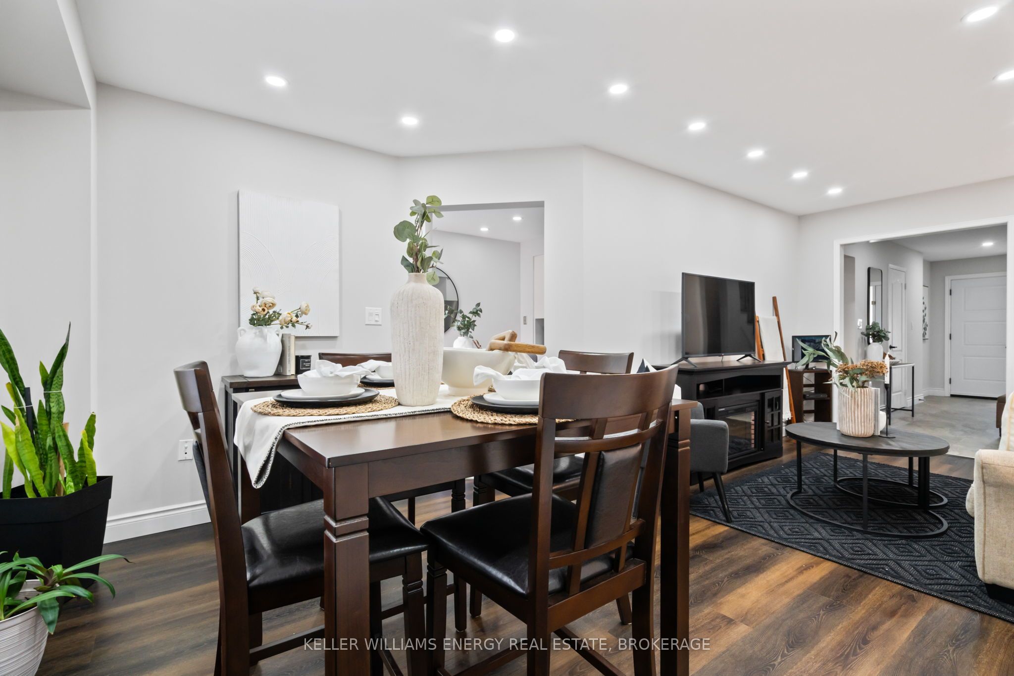 19 Woodstream Avenue, Brampton, ON L6R 1M7