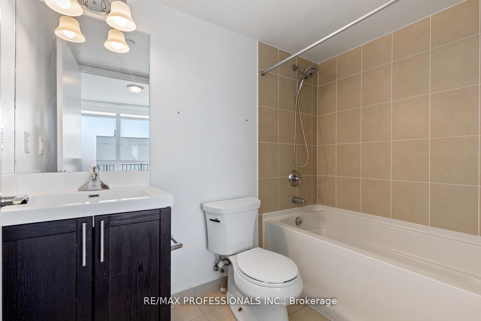2 Bedrooms Condo at 800 Lawrence,  Toronto For sale