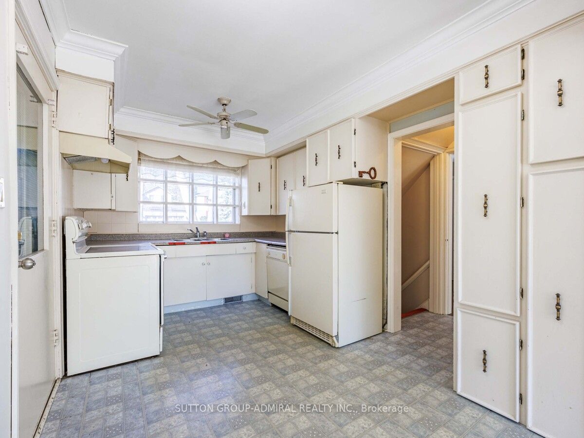 21 Fenwood Heights