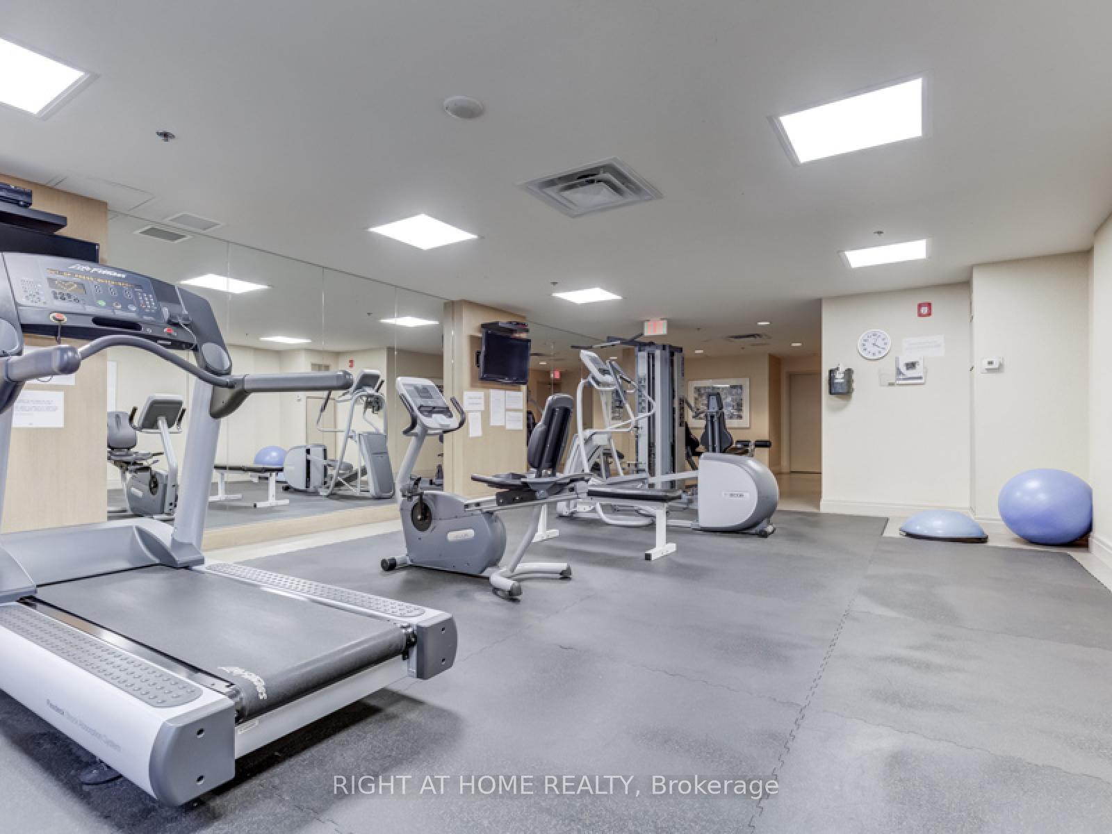 2 Bedrooms Condo at 736 Spadina, Toronto For sale