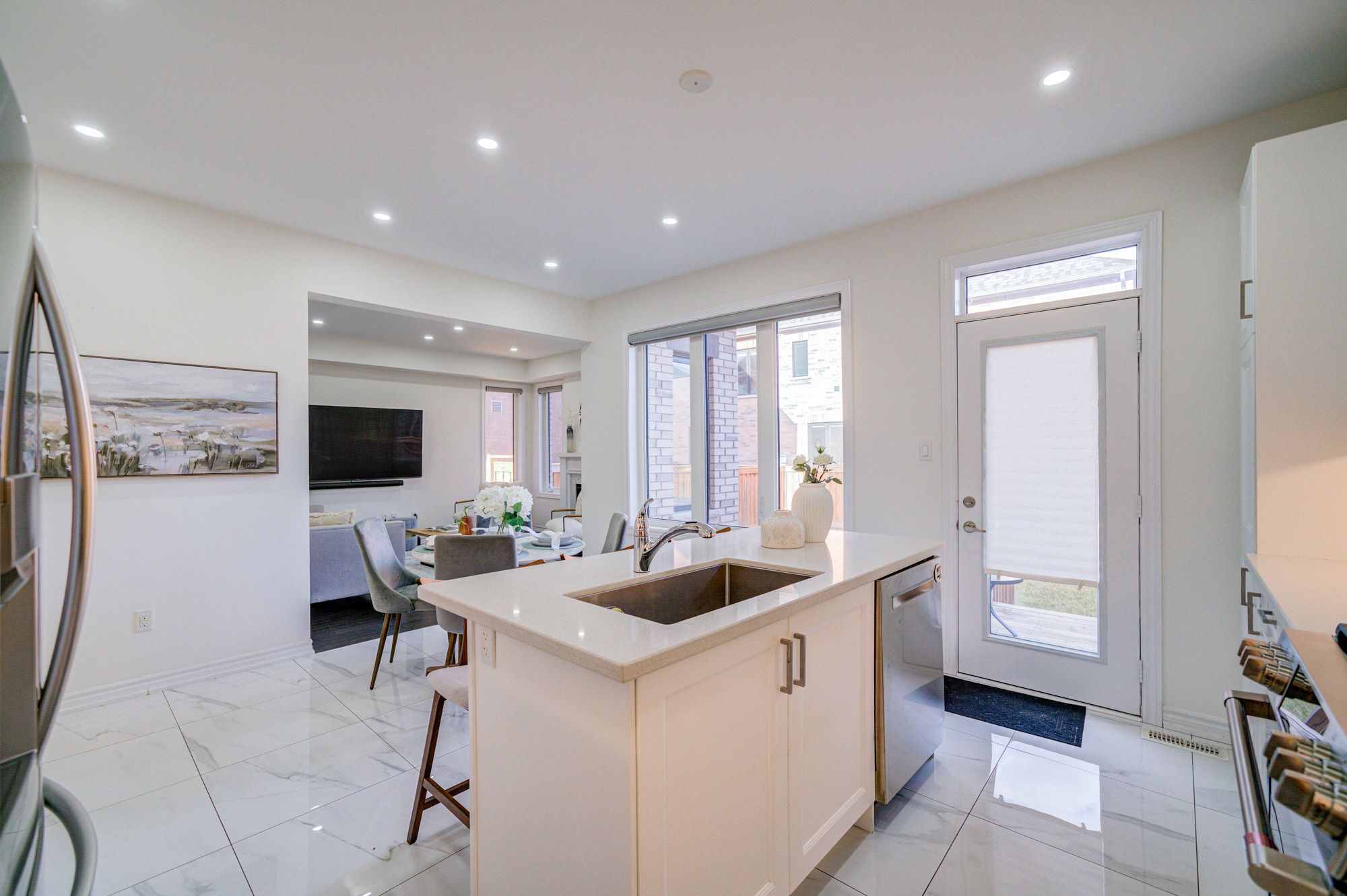 7 Capstan Court