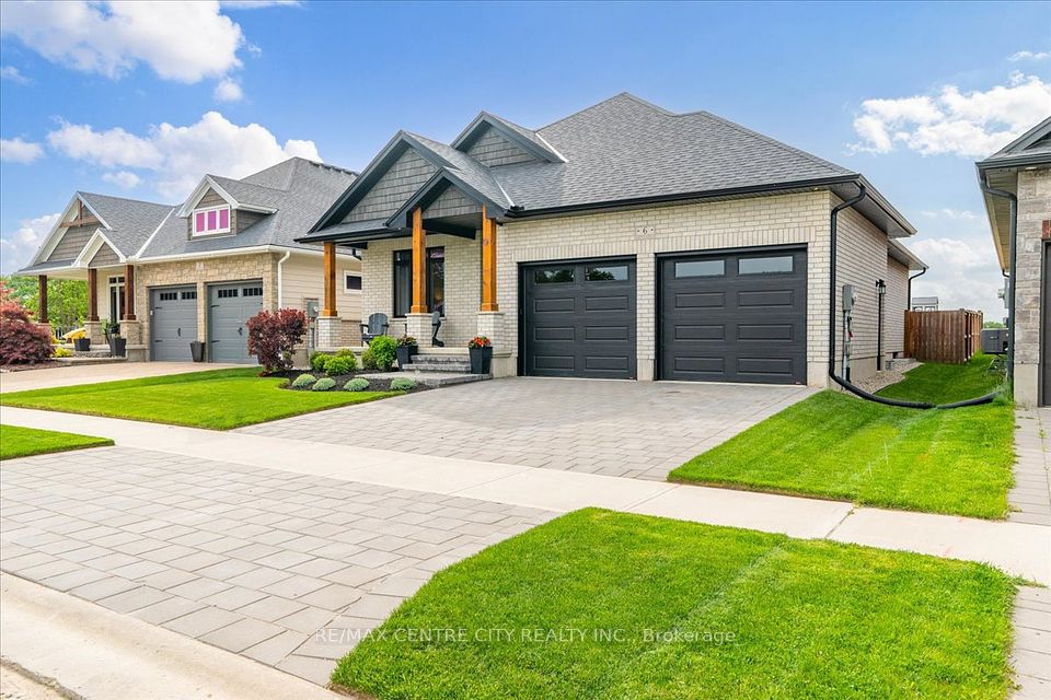 6 Elwood Street, Strathroy-Caradoc, ON N7G 0G5
