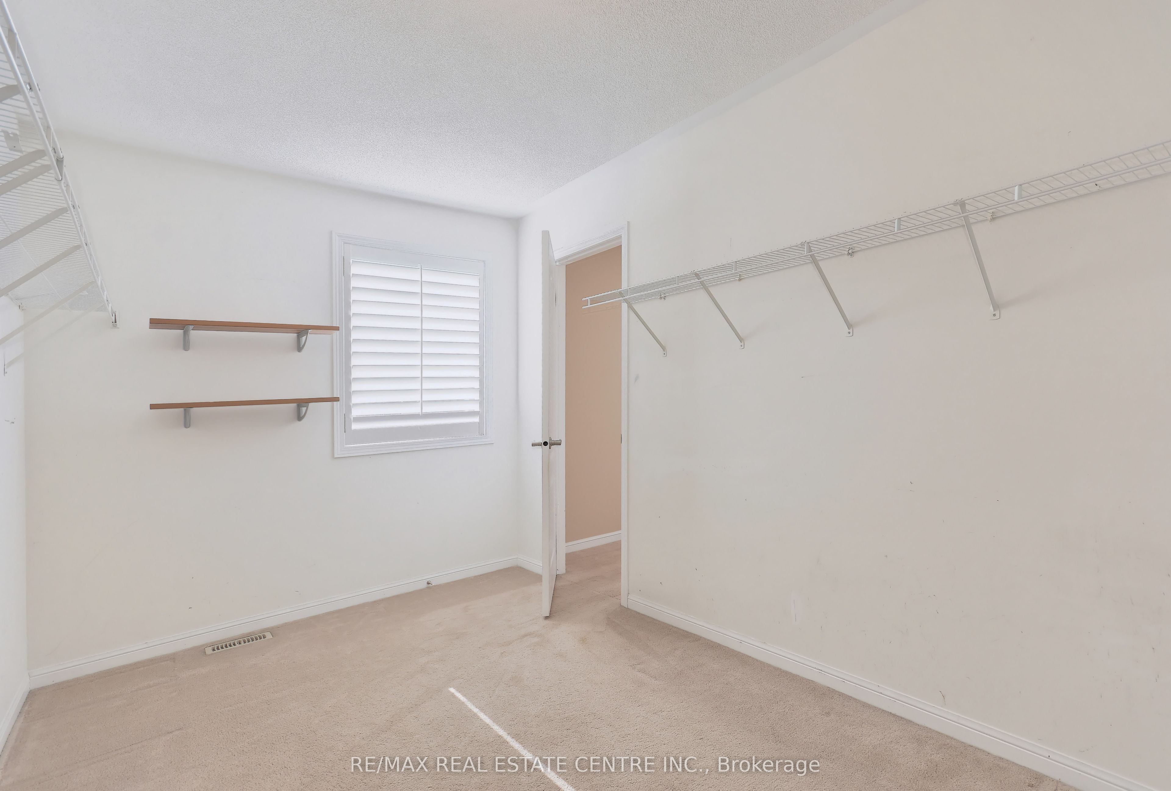 1399 Marshall Crescent