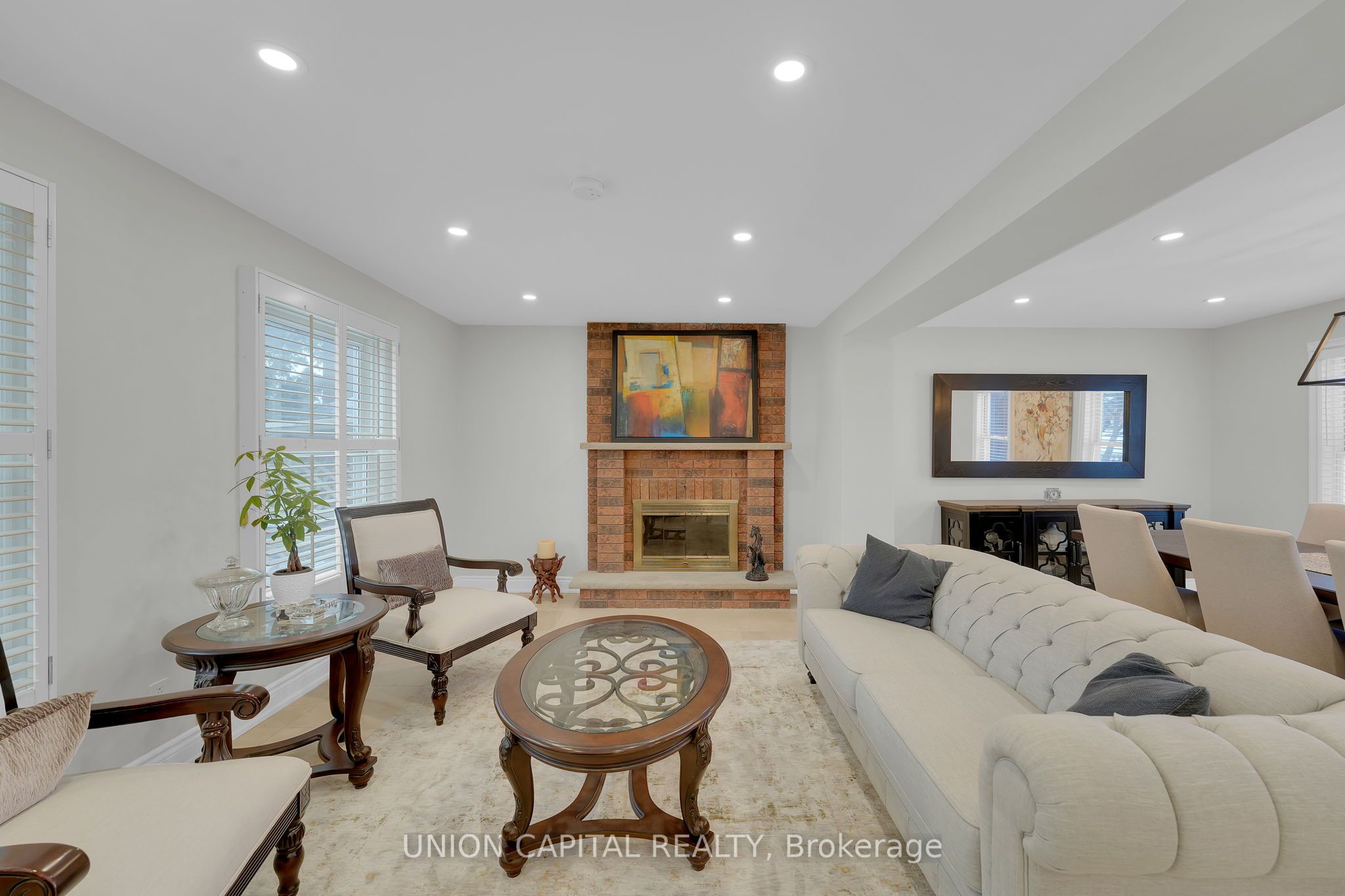 12 Reesor Place