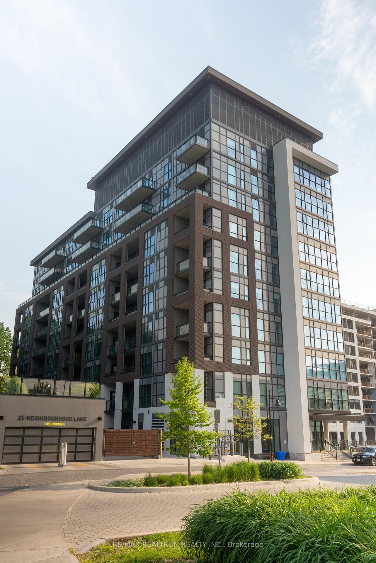 2 Bedrooms Condo at 25 Neighbourhood, Toronto For sale