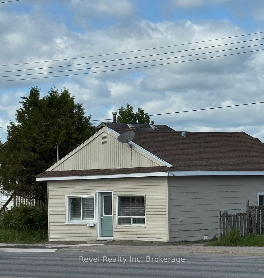 30 Lakeshore Drive, North Bay, ON P1A 2A2