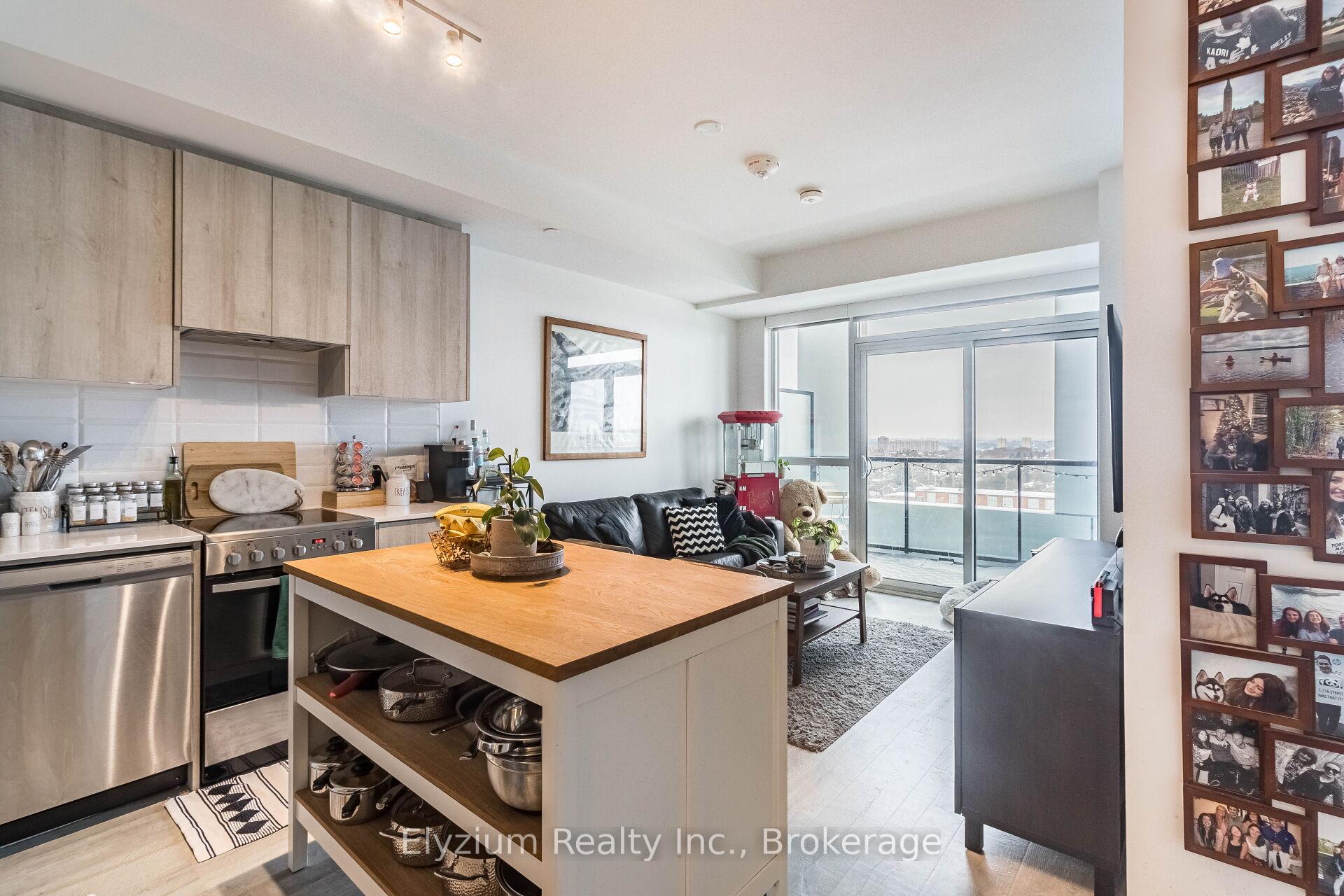 2 Bedrooms Condo at 50 George Butchart,  Toronto For sale