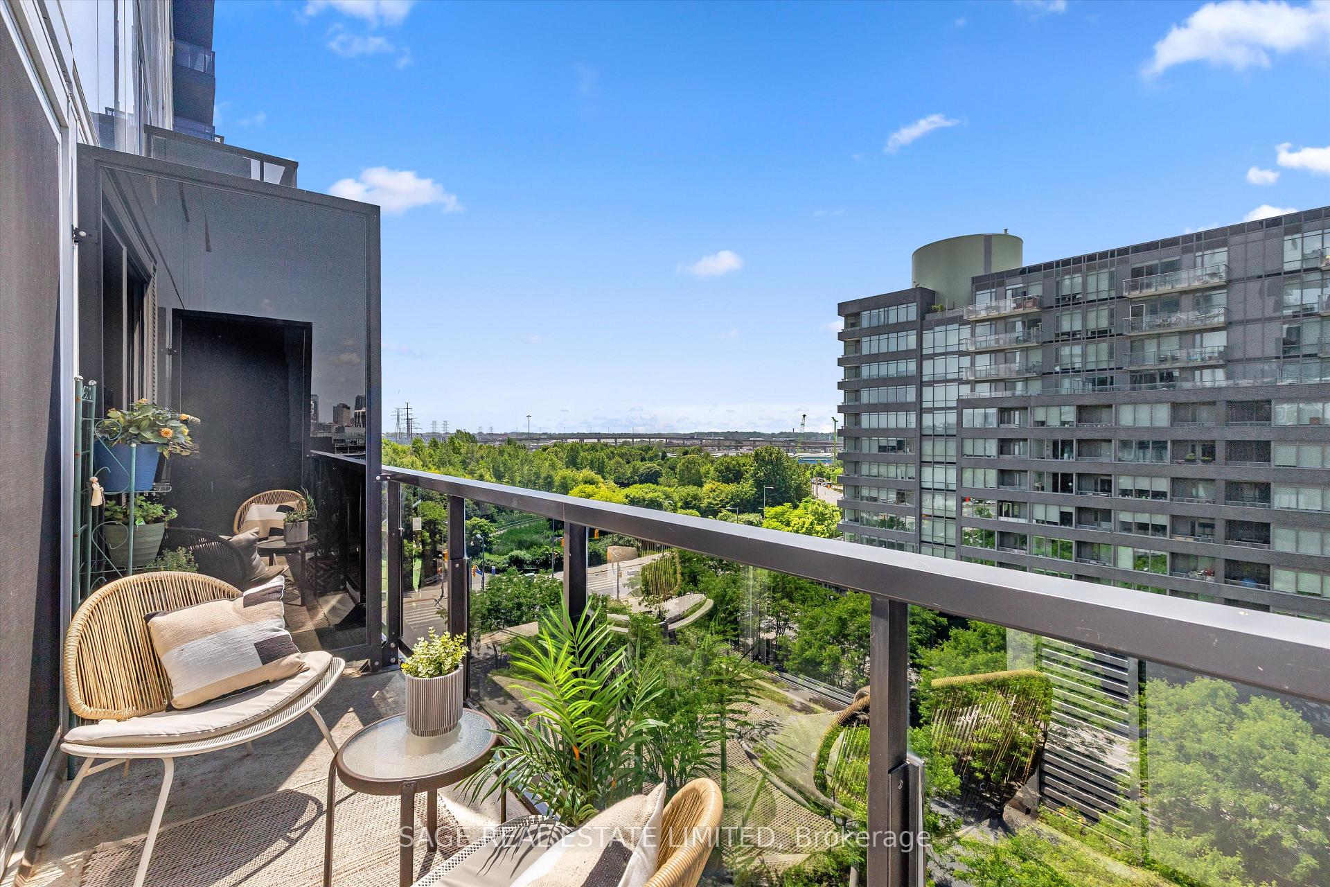1 Bedroom Condo at 170 Bayview, Toronto For sale