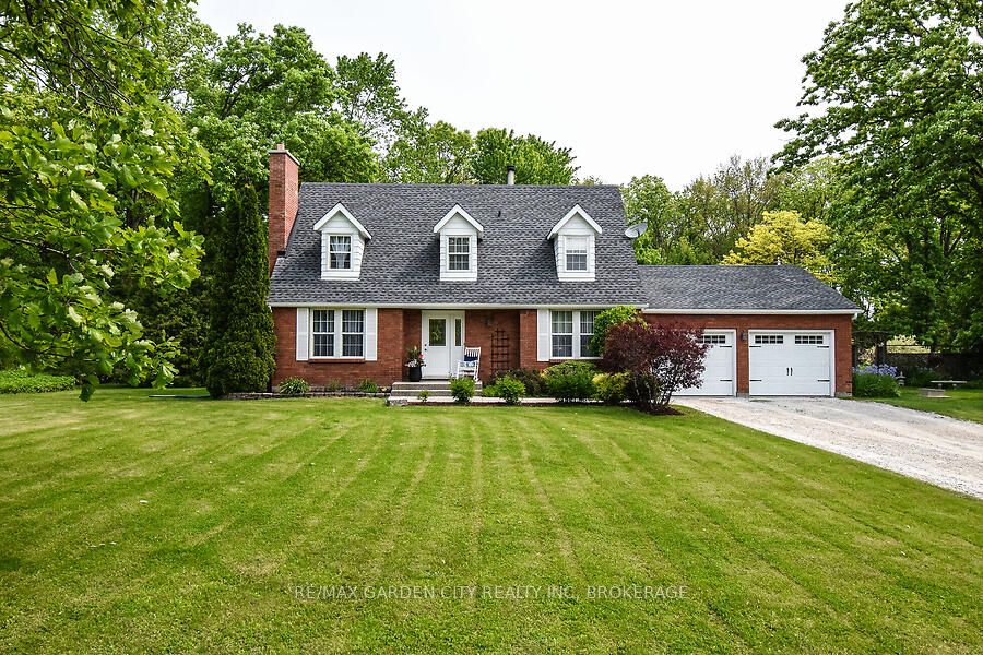 631 Mud Street, Grimsby, ON L3M 0K3