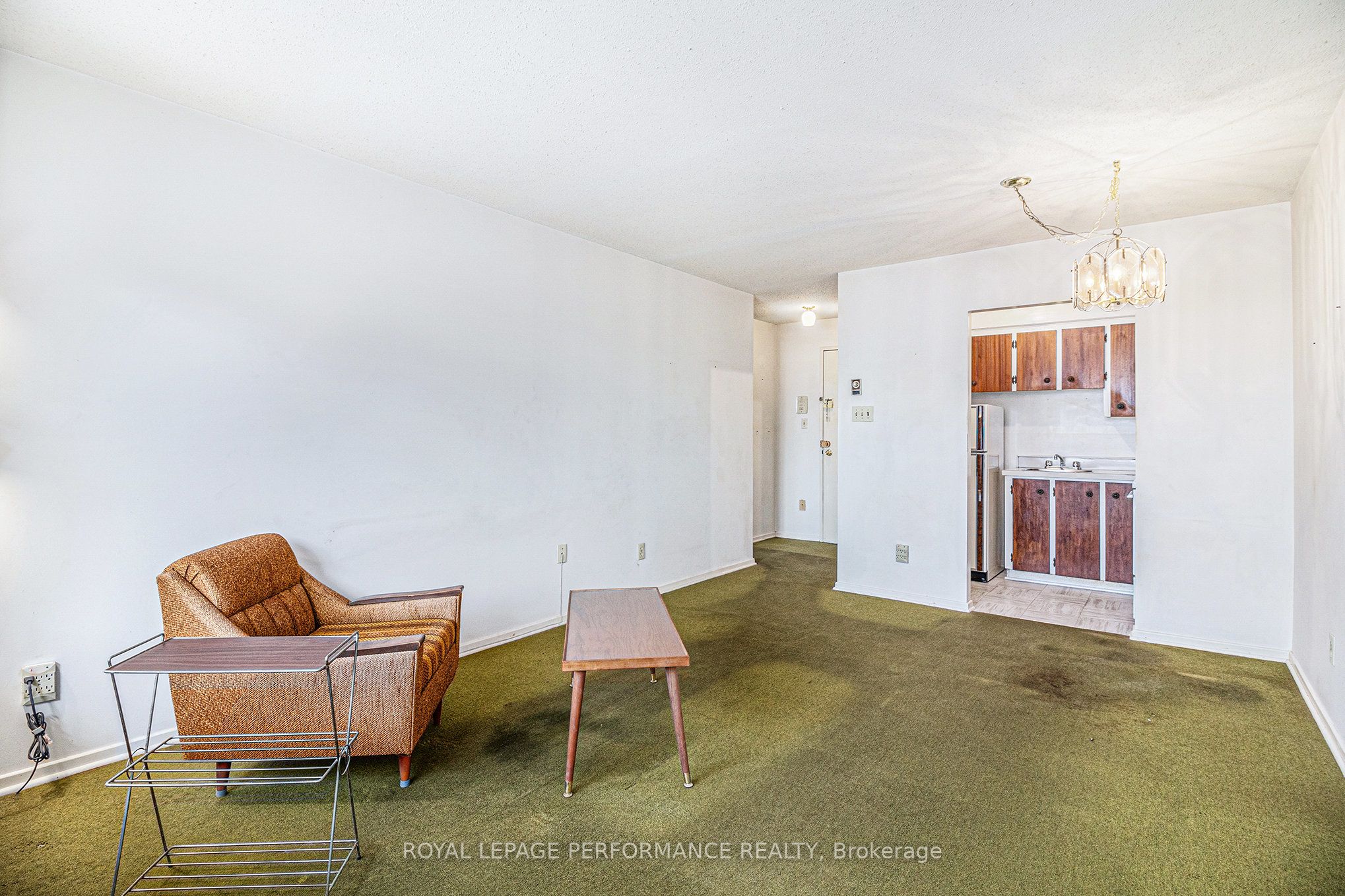 2044 Arrowsmith Drive, #204A