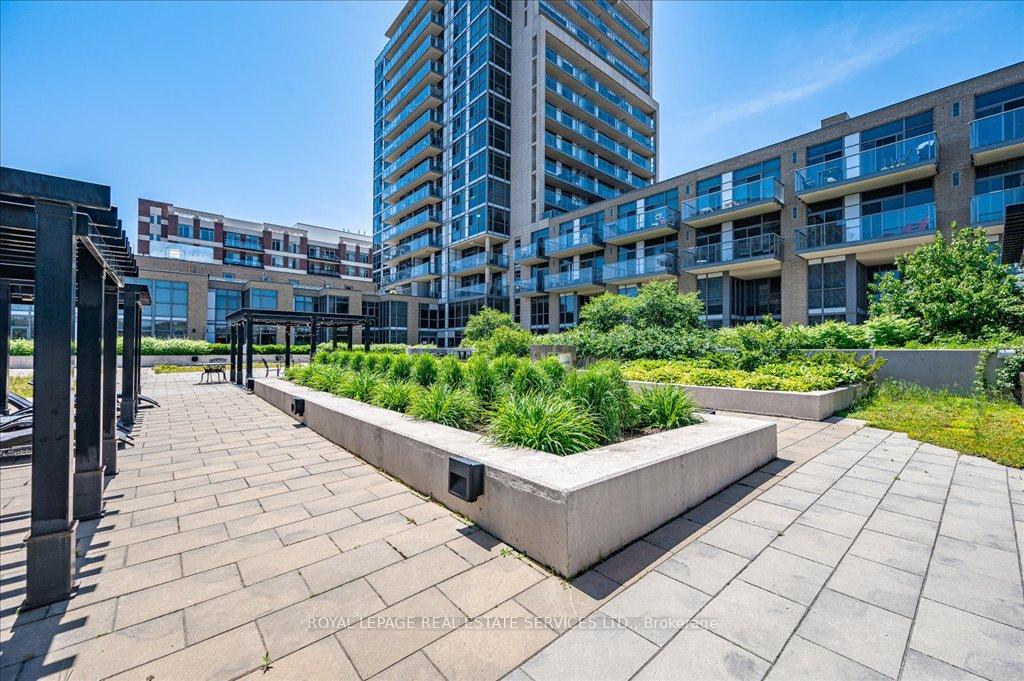 1 Bedroom Condo at 1940 Ironstone, Burlington For sale