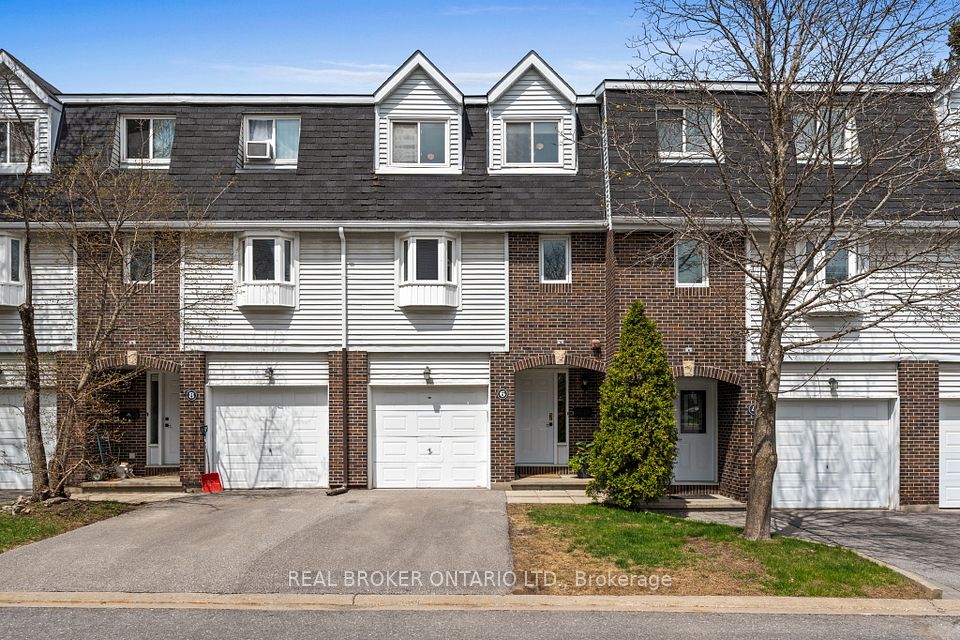 6 Almond Lane, Kanata, ON K2L 3T2