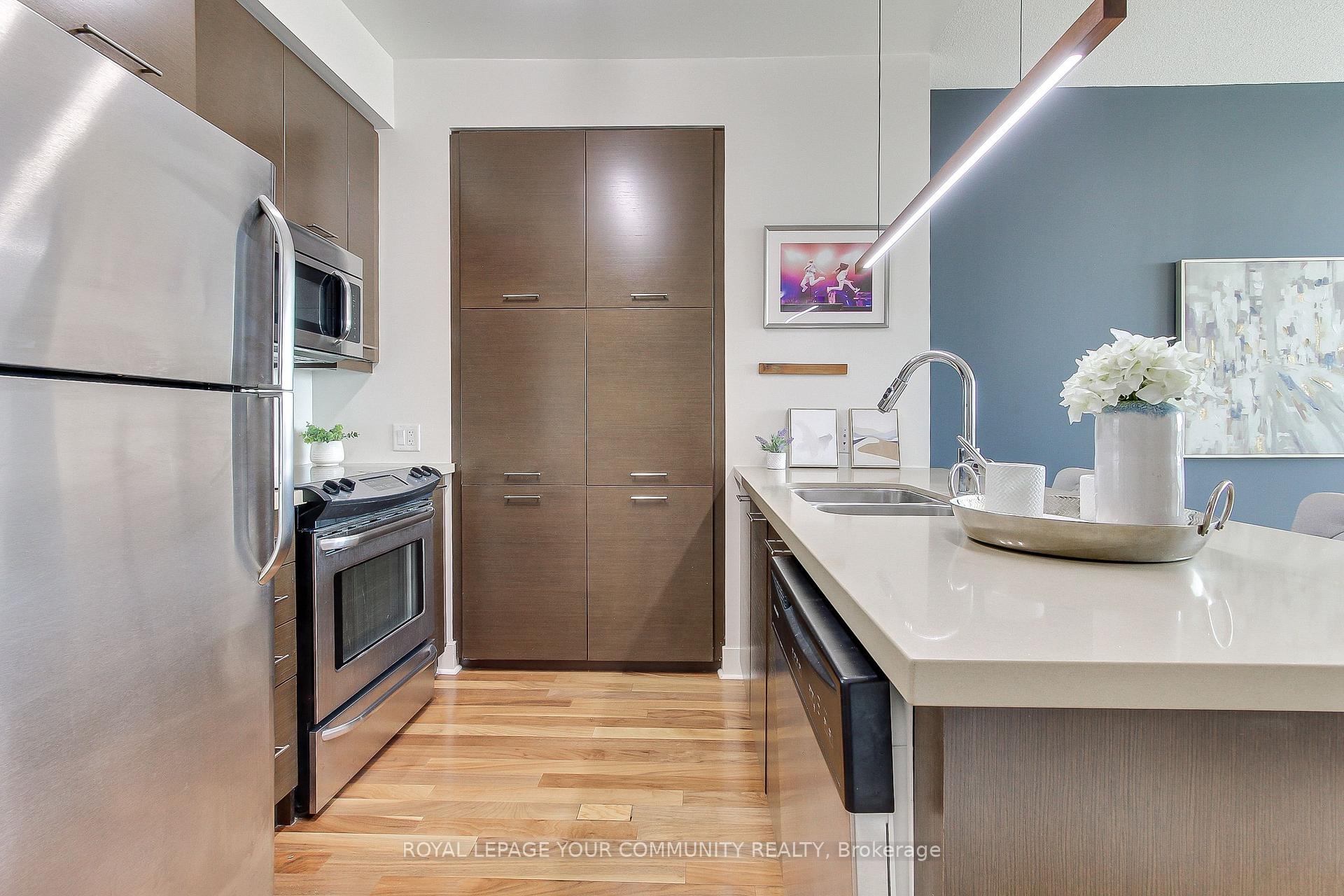1 Bedroom Condo at 26 Norton, Toronto For sale