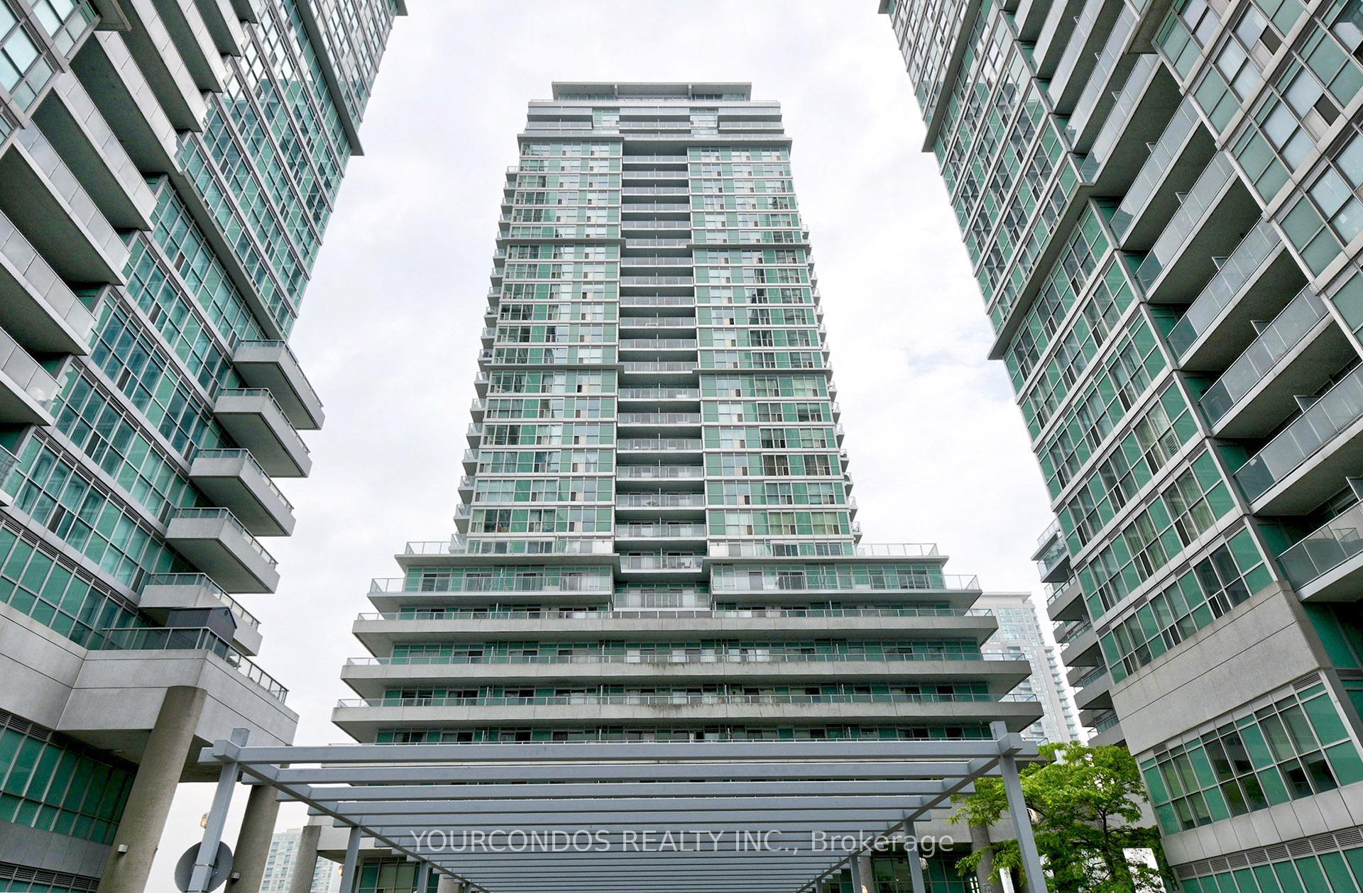 2 Bedrooms Condo at 60 Town Centre, Toronto For sale