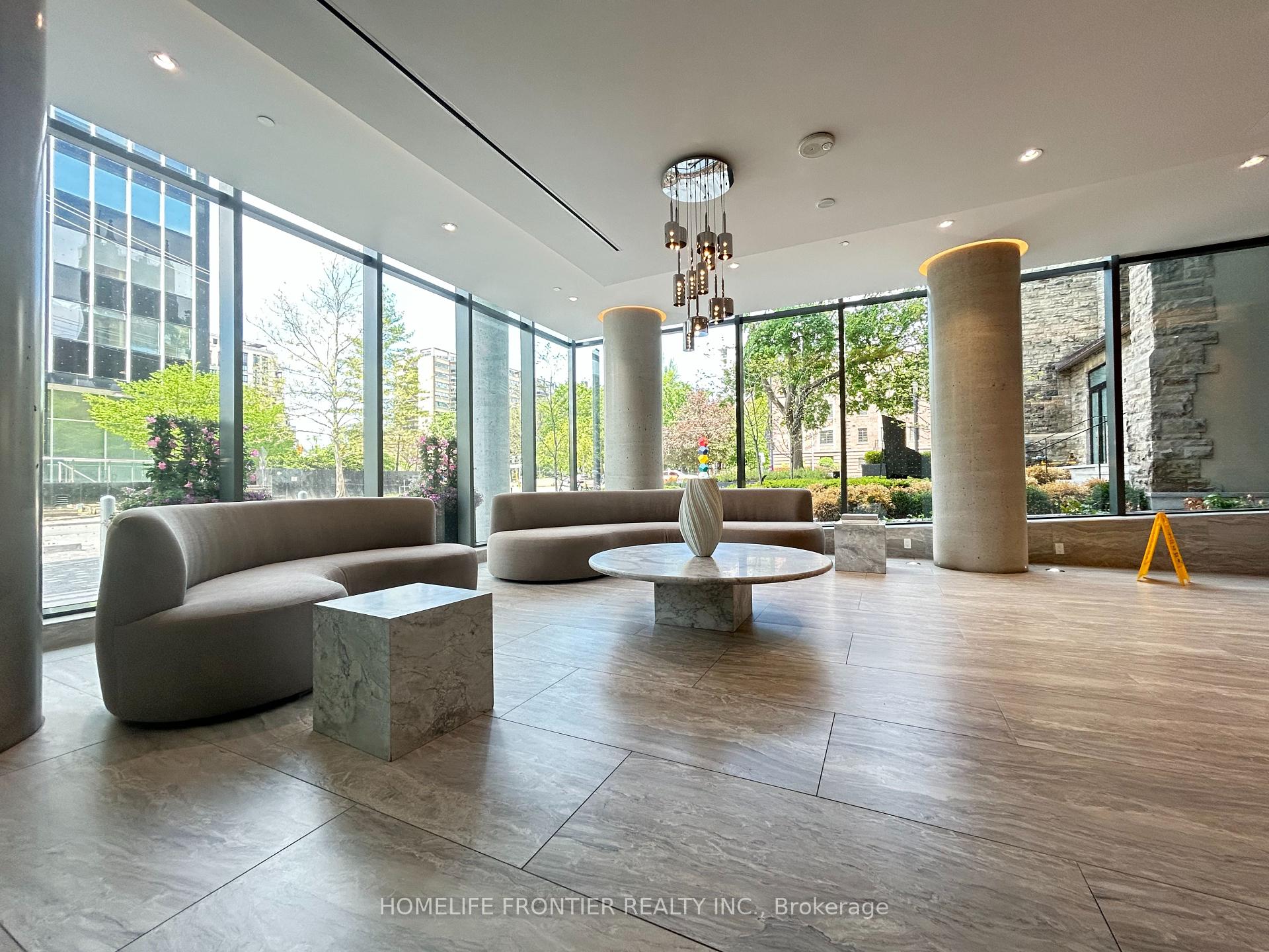 1 Bedroom Condo at 99 Foxbar, Toronto For sale