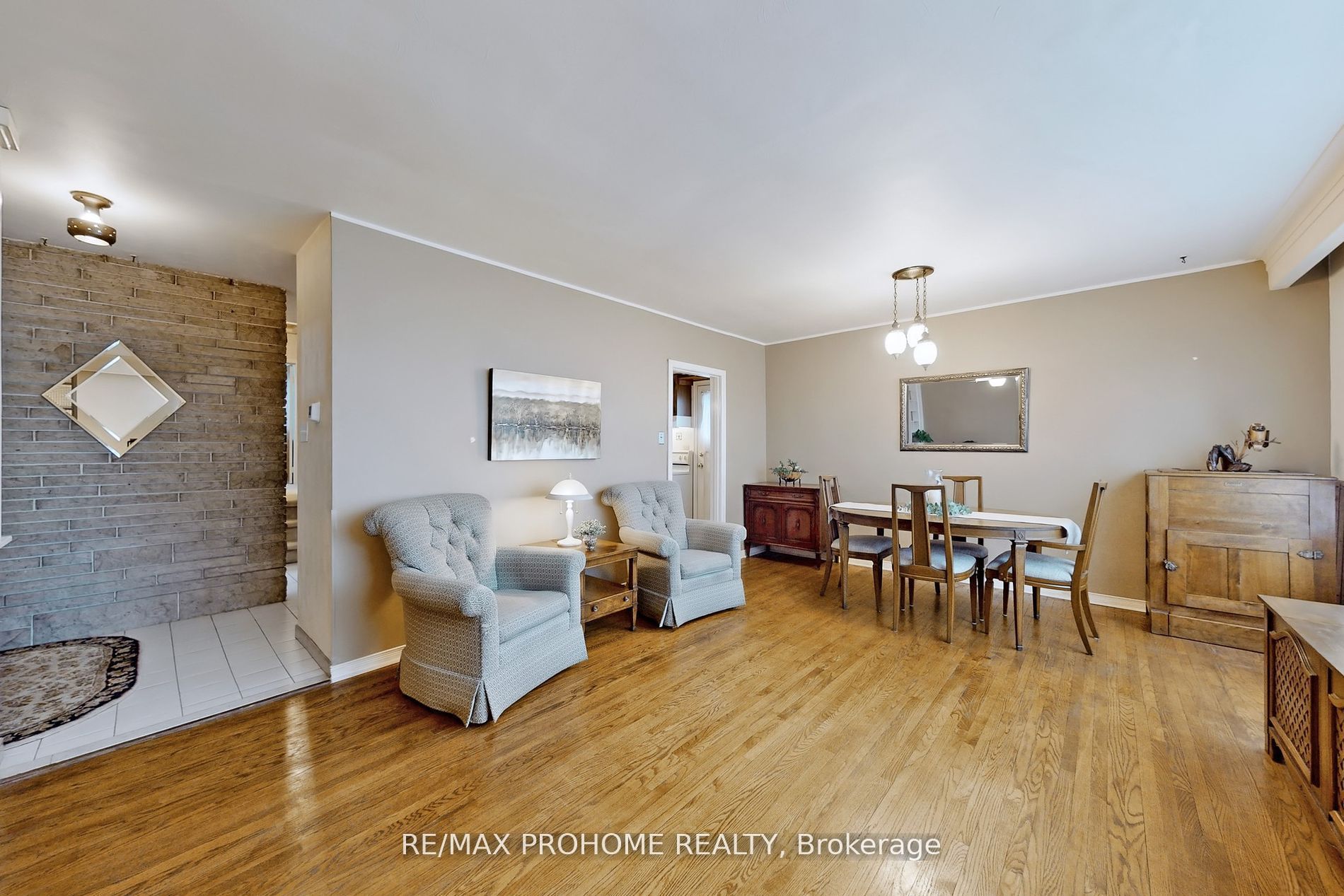 17 Oakworth Crescent